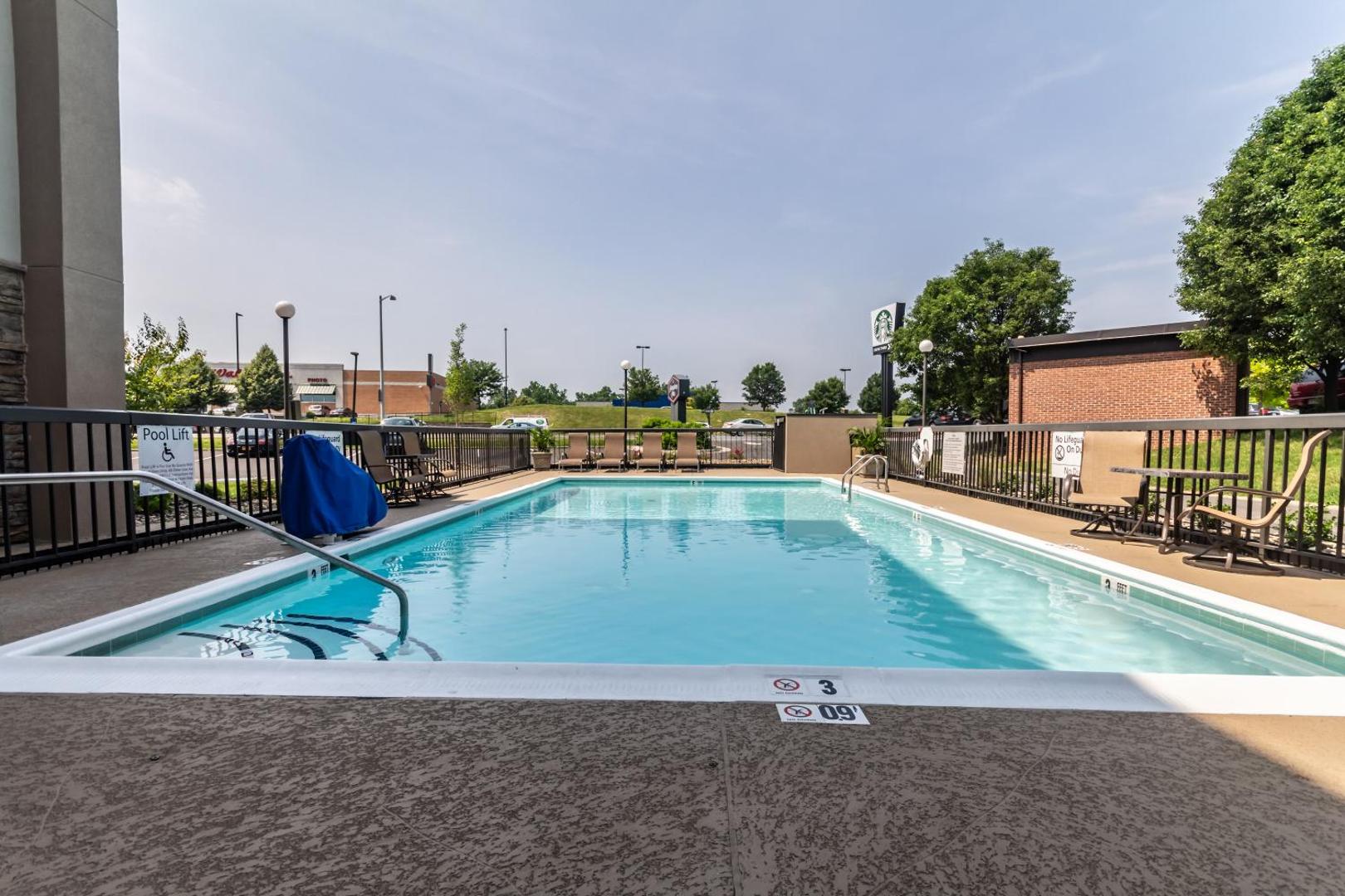 Hampton Inn Winchester-University/Mall Area Hampton Inn Winchester-University/Mall Area