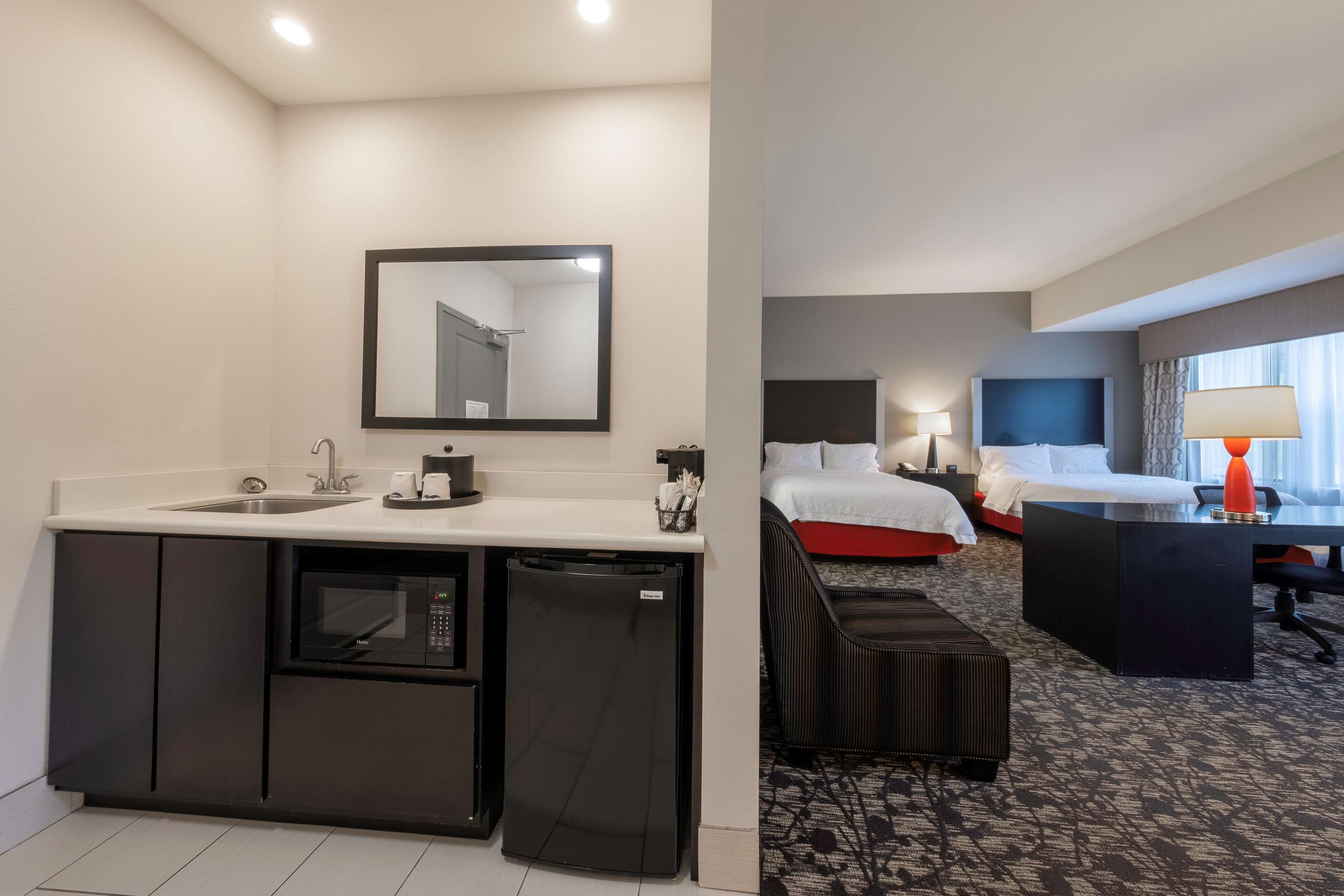 Hampton Inn & Suites DuPont Hampton Inn & Suites DuPont