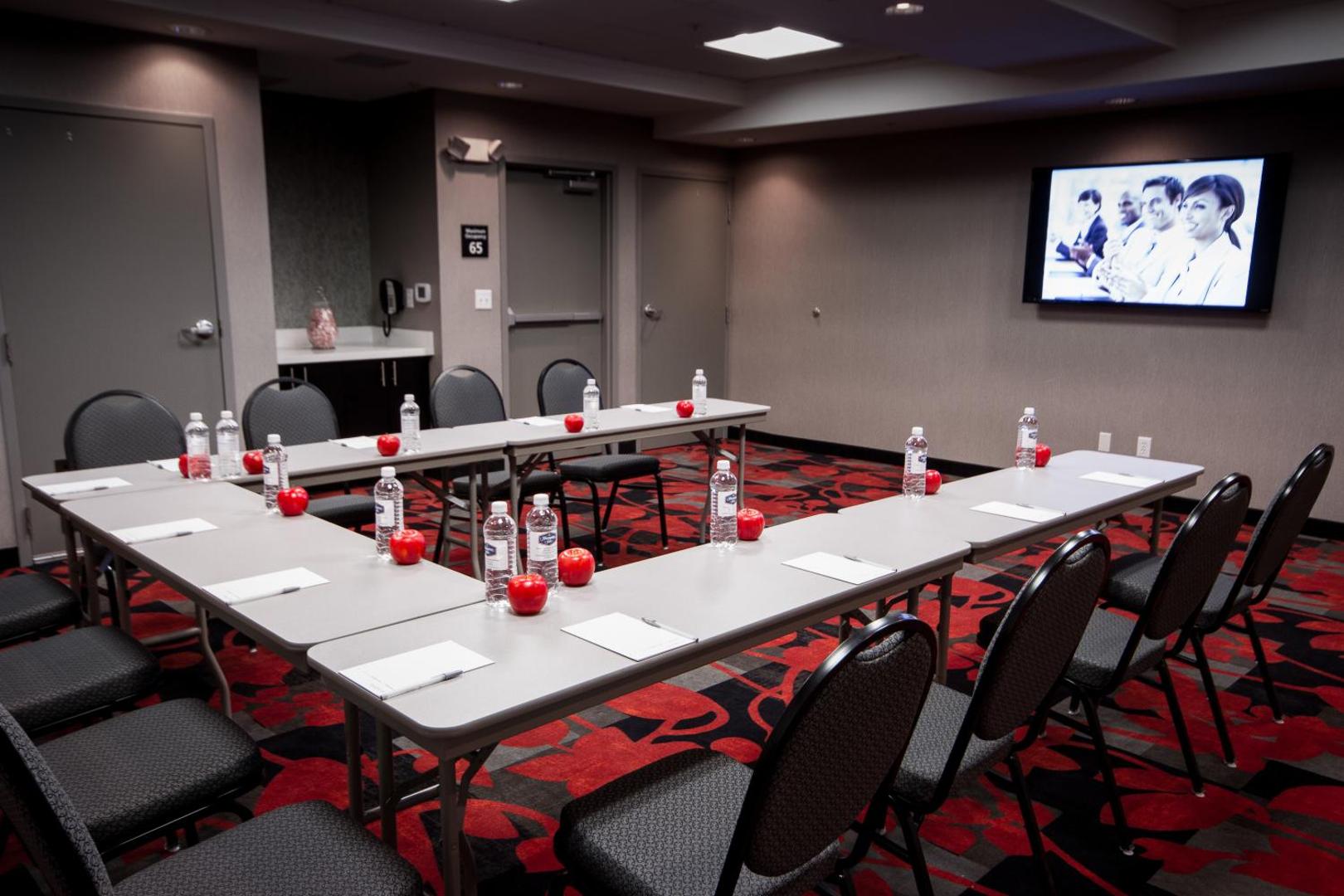Hampton Inn & Suites DuPont Hampton Inn & Suites DuPont