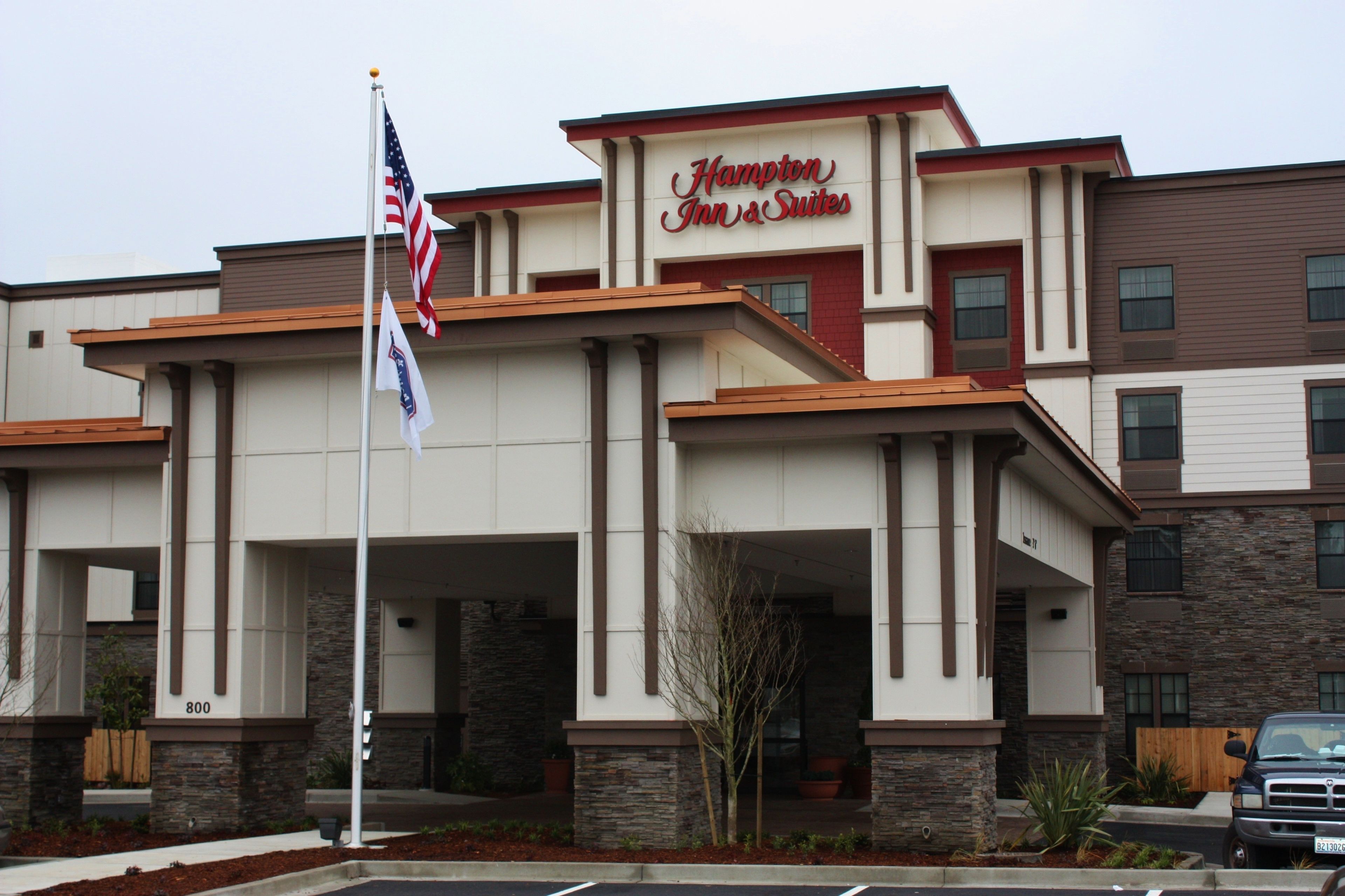 Hampton Inn & Suites DuPont Hampton Inn & Suites DuPont