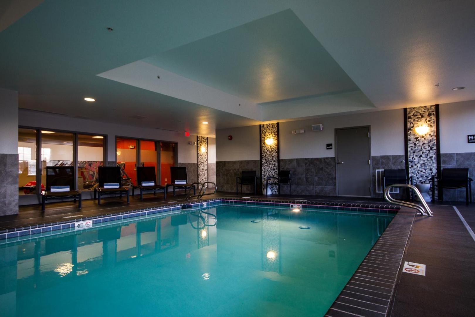 Hampton Inn & Suites DuPont Hampton Inn & Suites DuPont