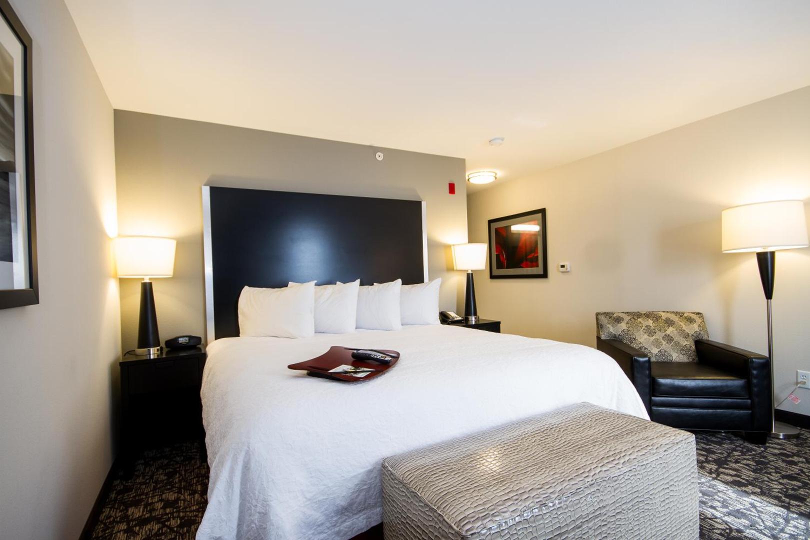 Hampton Inn & Suites DuPont Hampton Inn & Suites DuPont