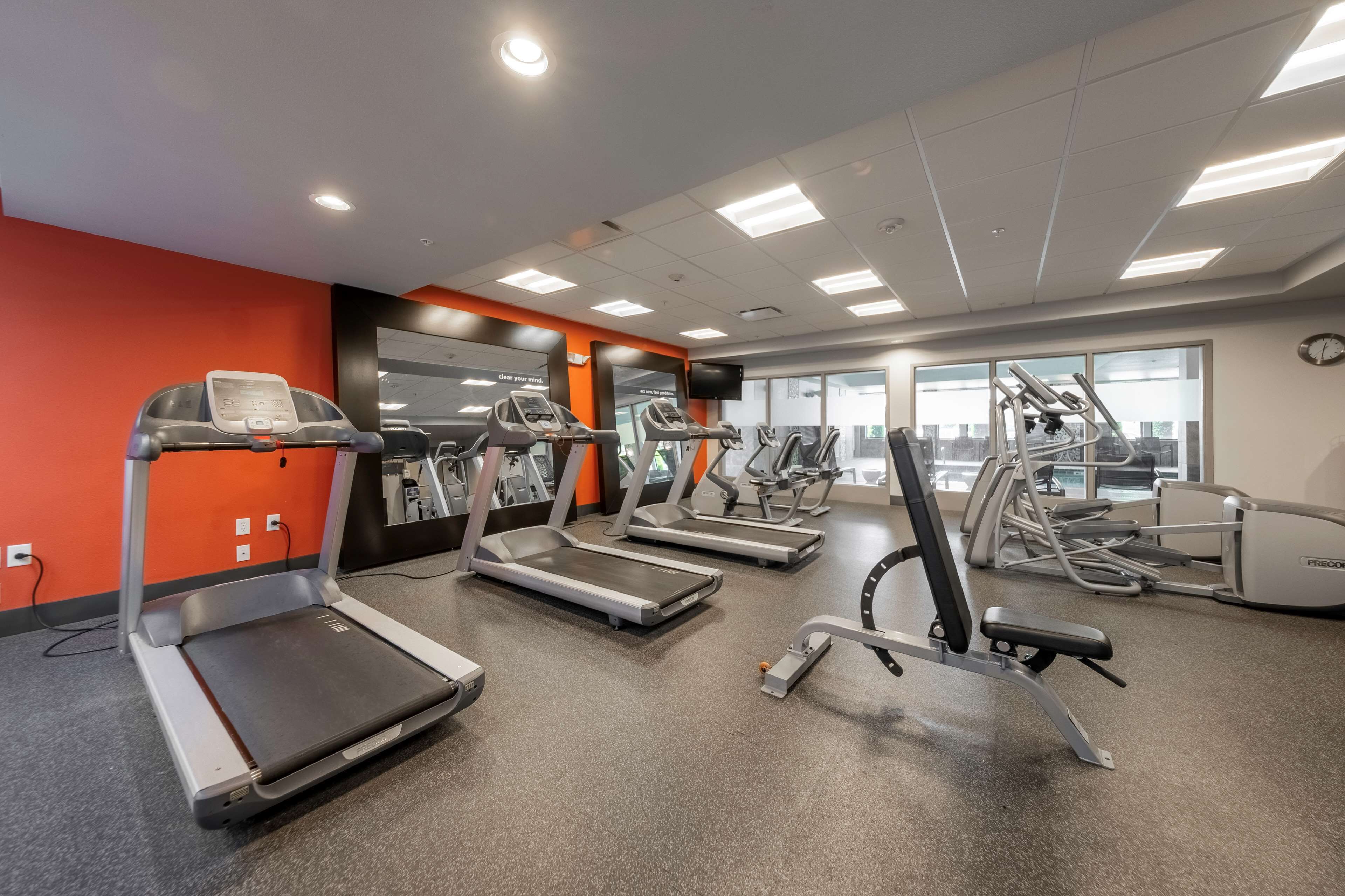 Hampton Inn & Suites DuPont Hampton Inn & Suites DuPont