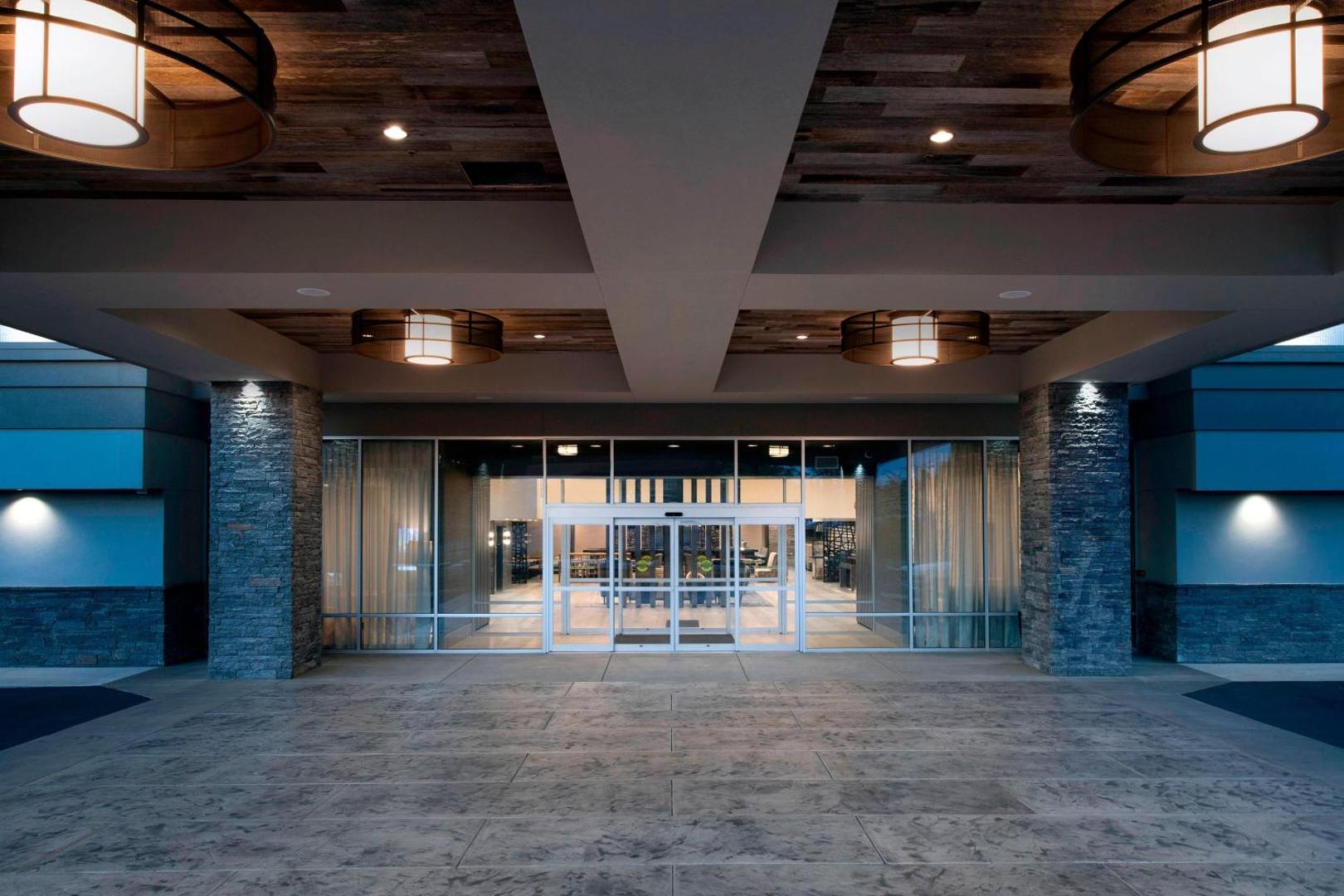 Delta Hotels Seattle Everett Delta Hotels Seattle Everett