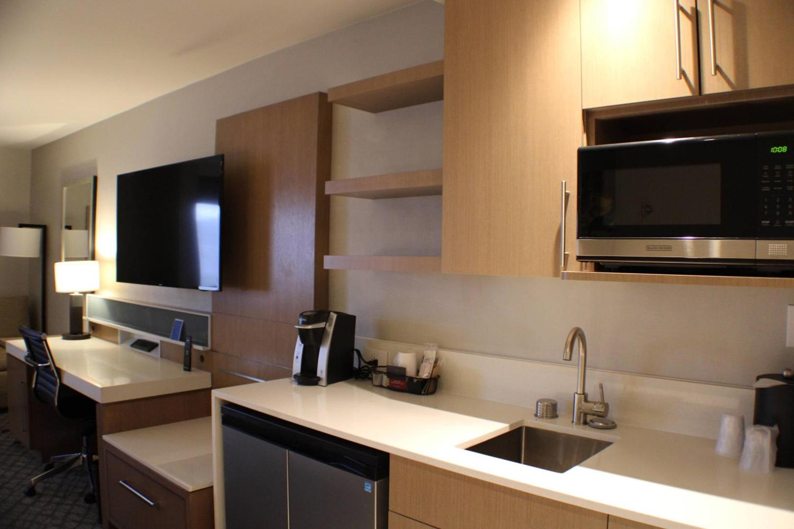 Delta Hotels Seattle Everett Delta Hotels Seattle Everett