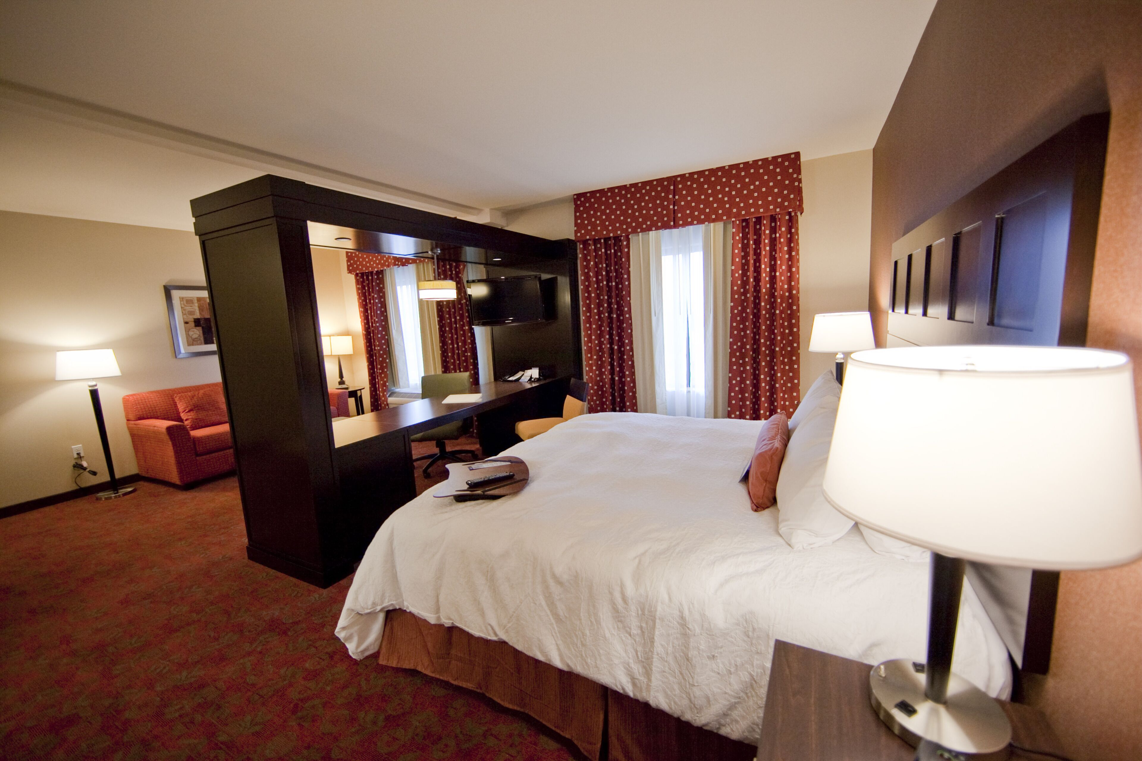 Hampton Inn & Suites Seattle/Kent, WA Hampton Inn & Suites Seattle/Kent, WA