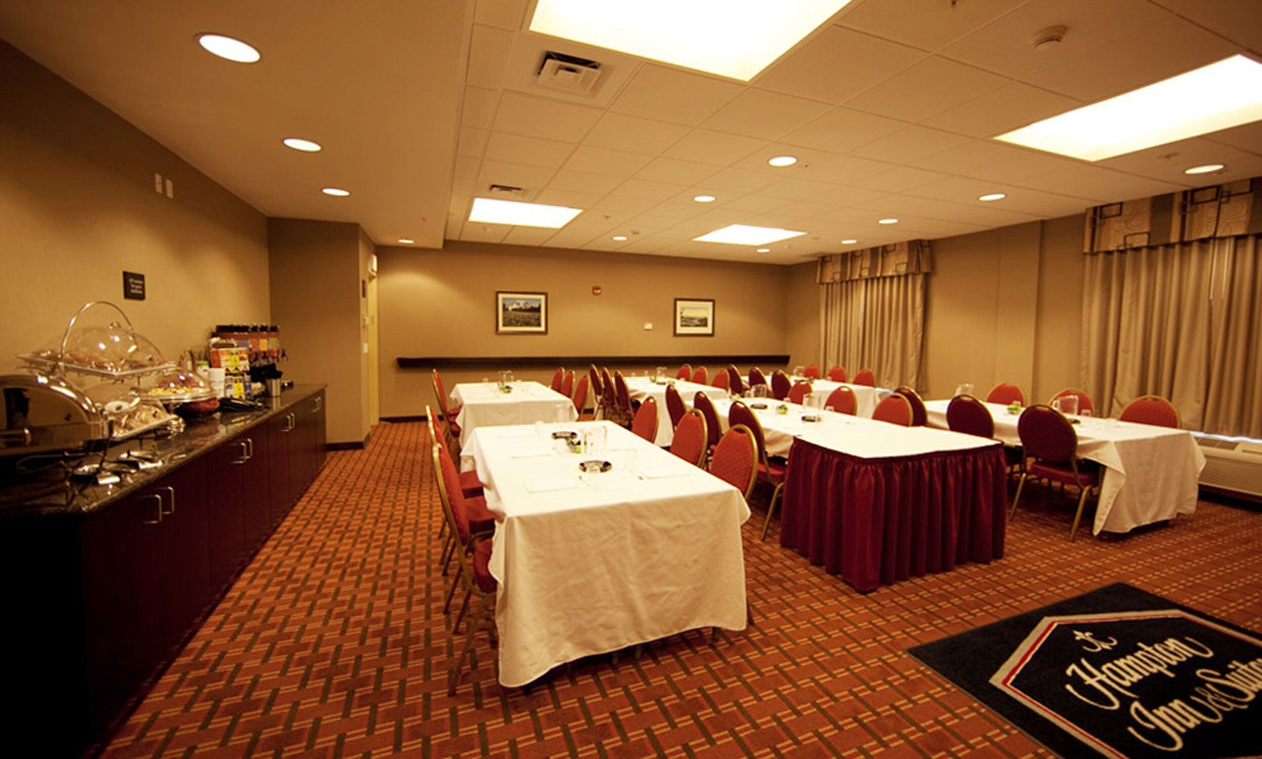 Hampton Inn & Suites Seattle/Kent, WA Hampton Inn & Suites Seattle/Kent, WA