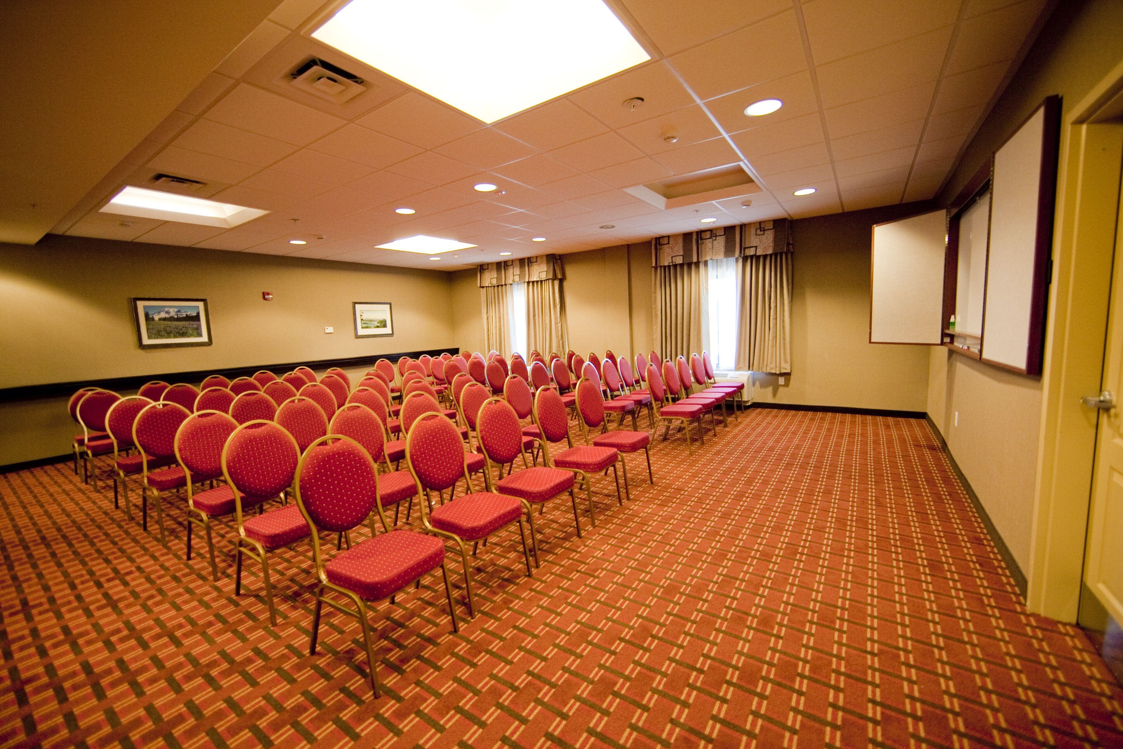 Hampton Inn & Suites Seattle/Kent, WA Hampton Inn & Suites Seattle/Kent, WA