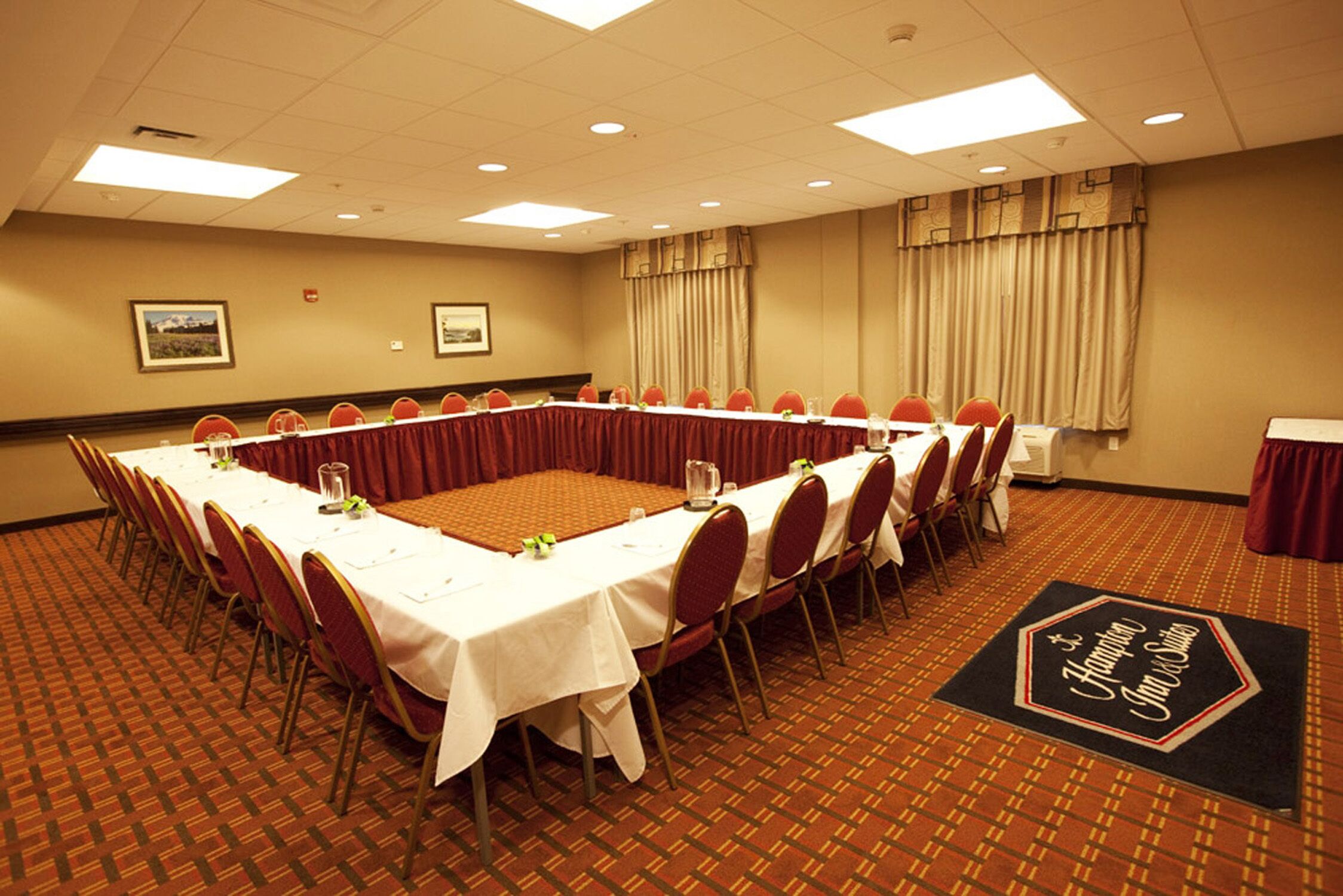 Hampton Inn & Suites Seattle/Kent, WA Hampton Inn & Suites Seattle/Kent, WA