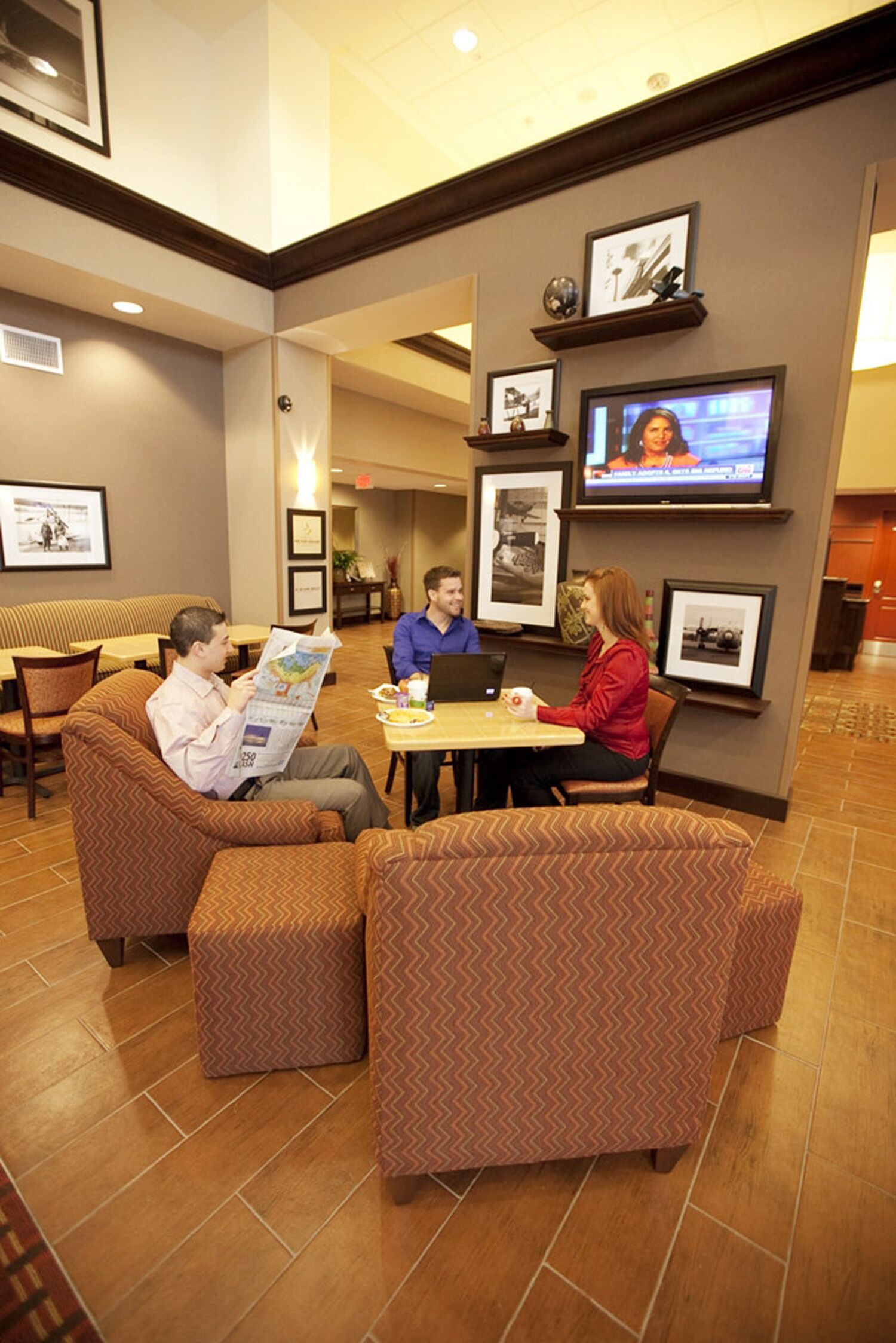 Hampton Inn & Suites Seattle/Kent, WA Hampton Inn & Suites Seattle/Kent, WA