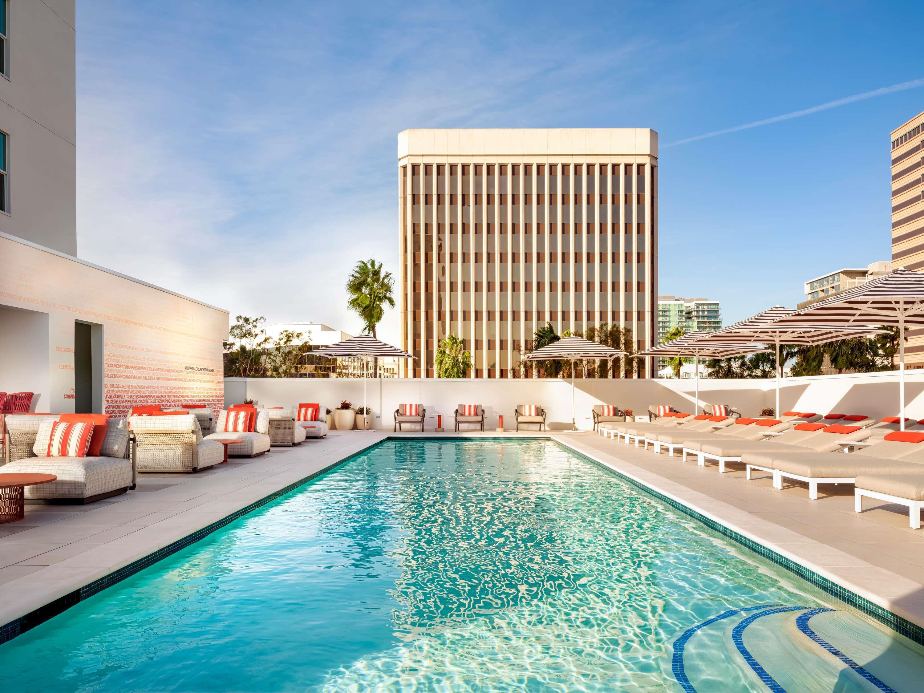 Fairmont Breakers Long Beach