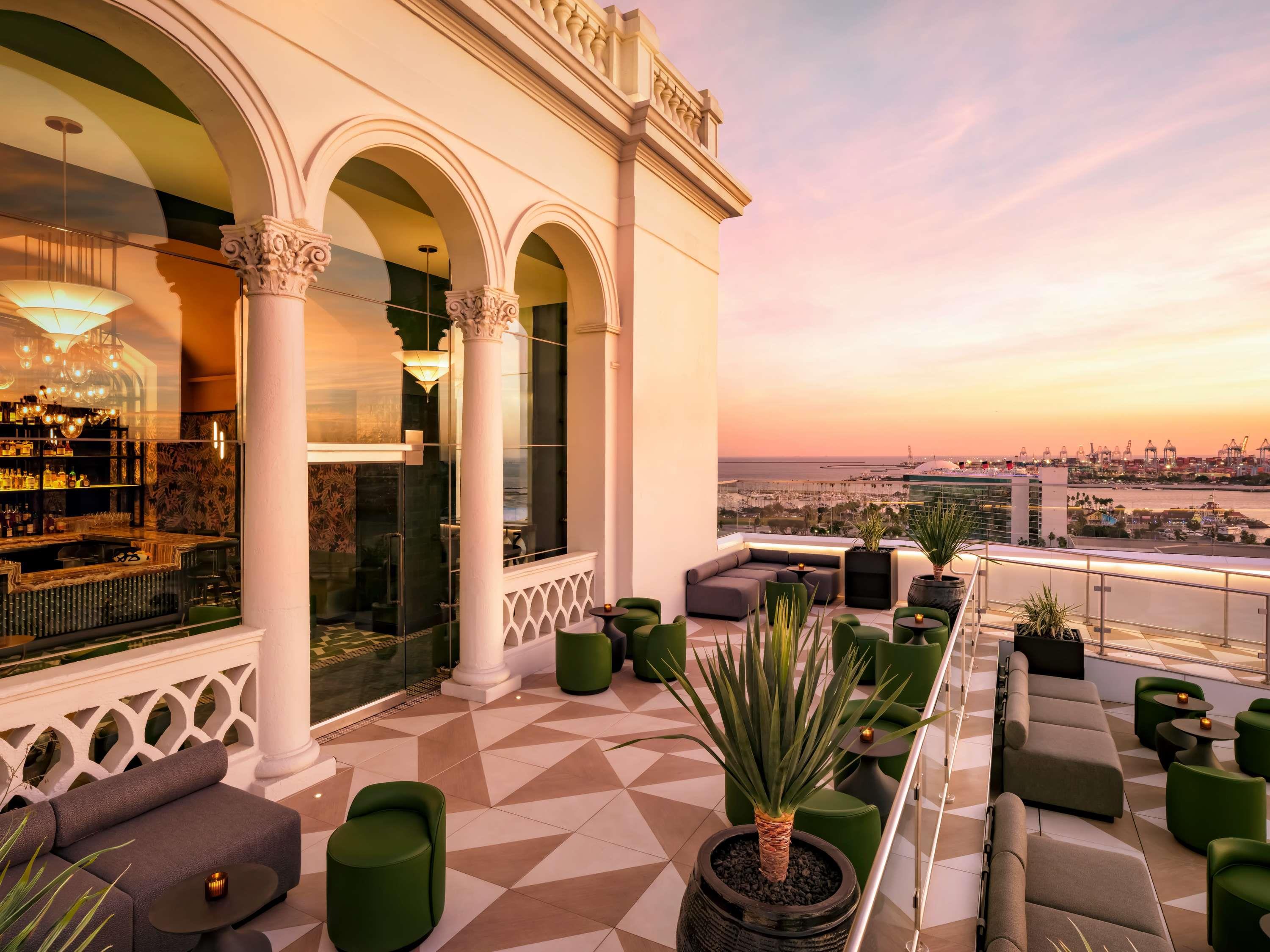 Fairmont Breakers Long Beach