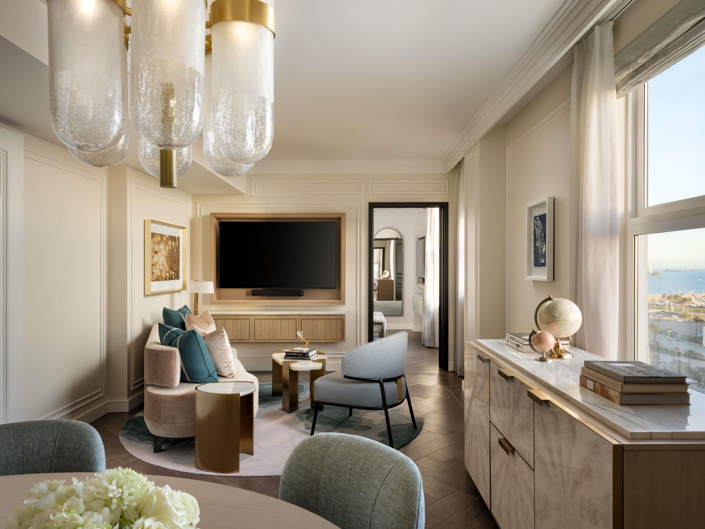 Fairmont Breakers Long Beach