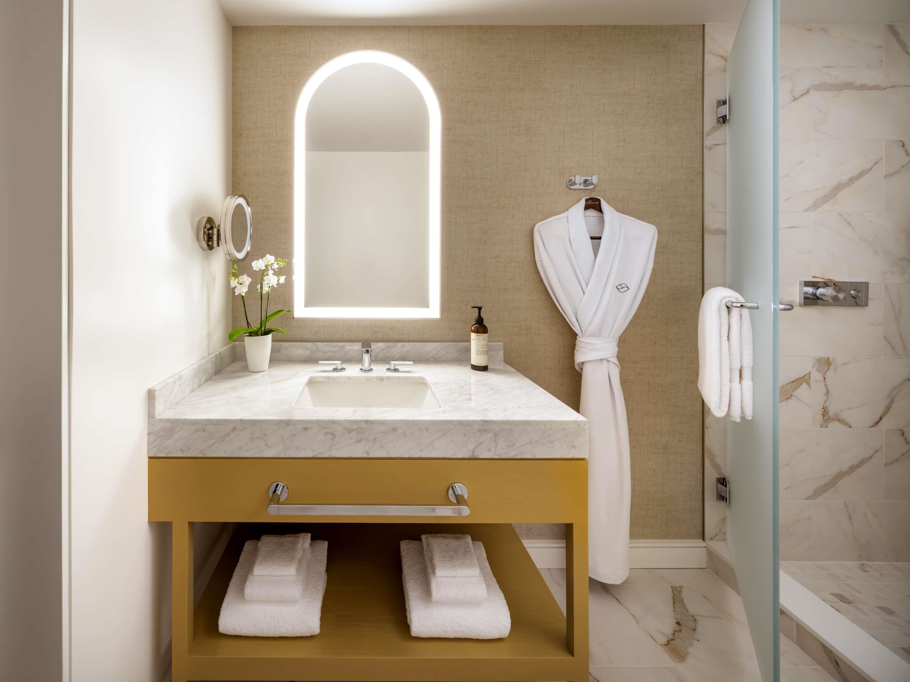 Fairmont Breakers Long Beach