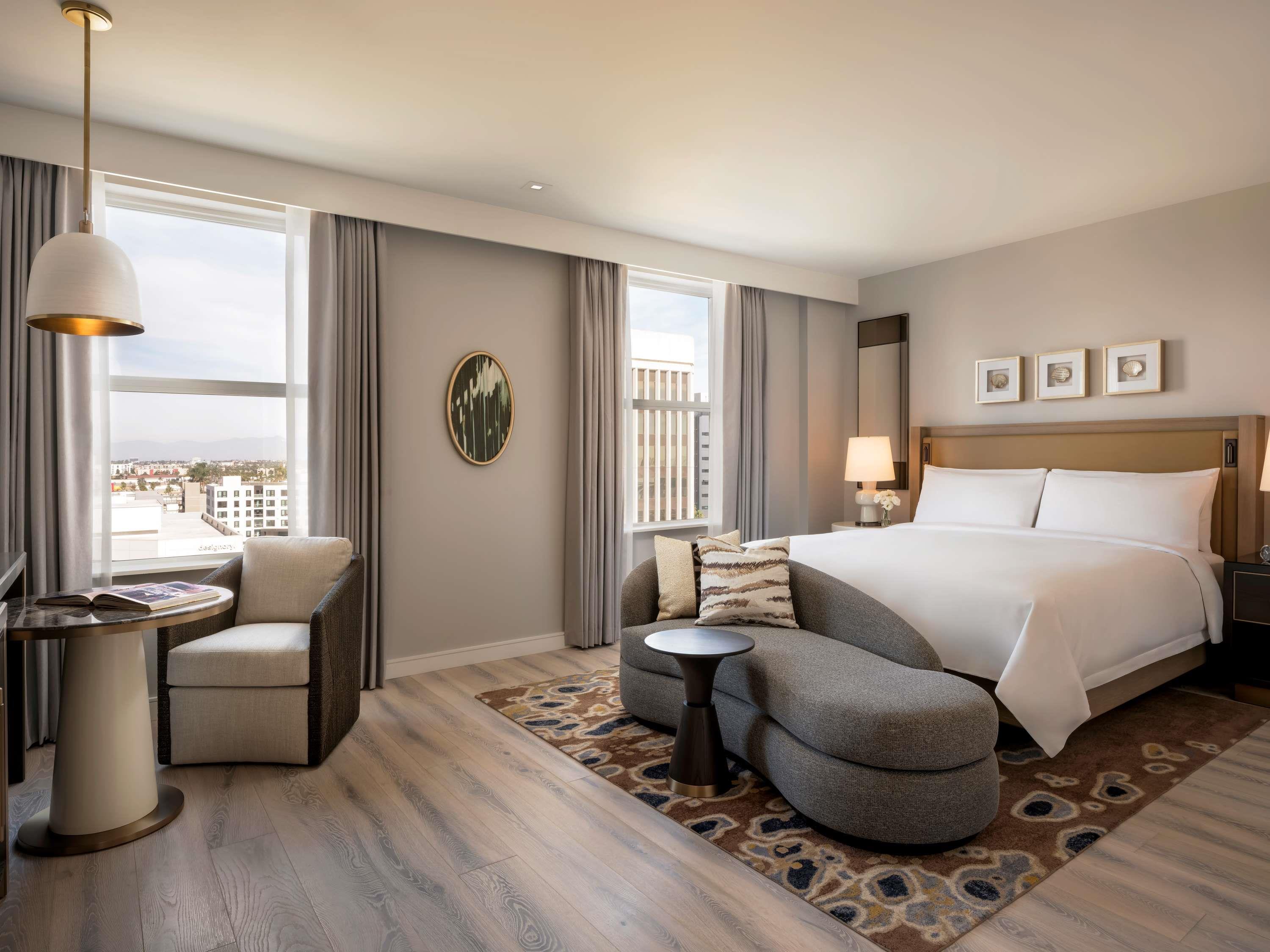 Fairmont Breakers Long Beach