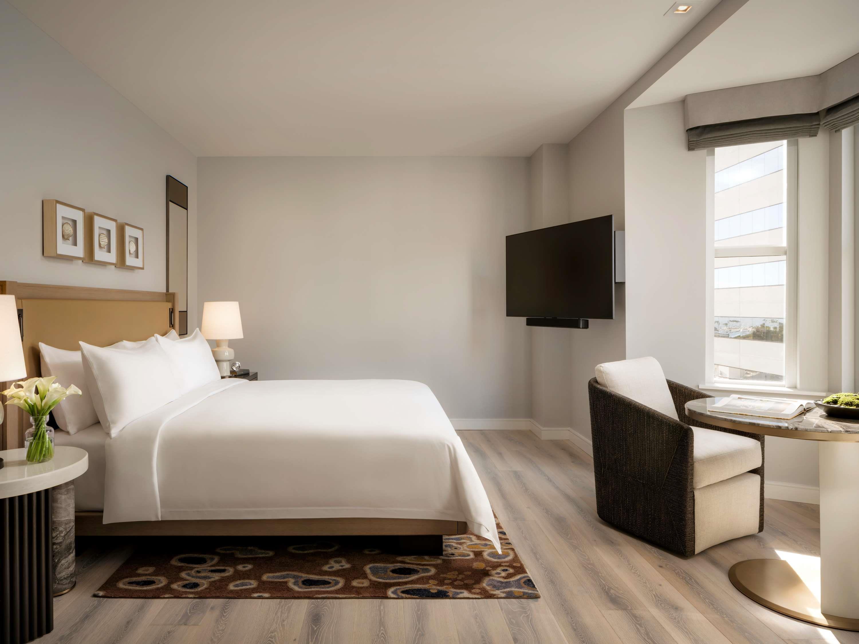 Fairmont Breakers Long Beach