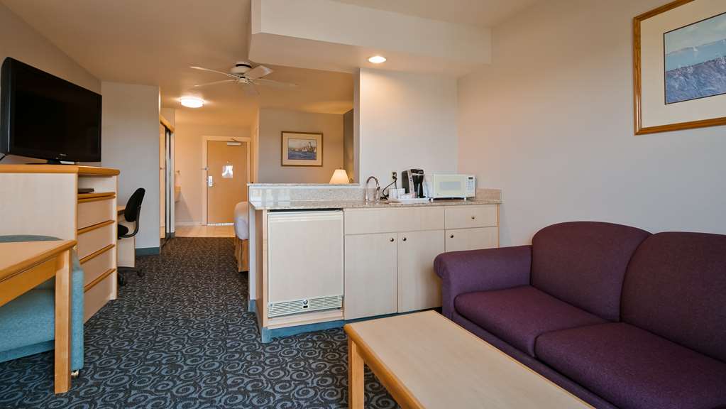 Lighthouse Suites Inn Lighthouse Suites Inn