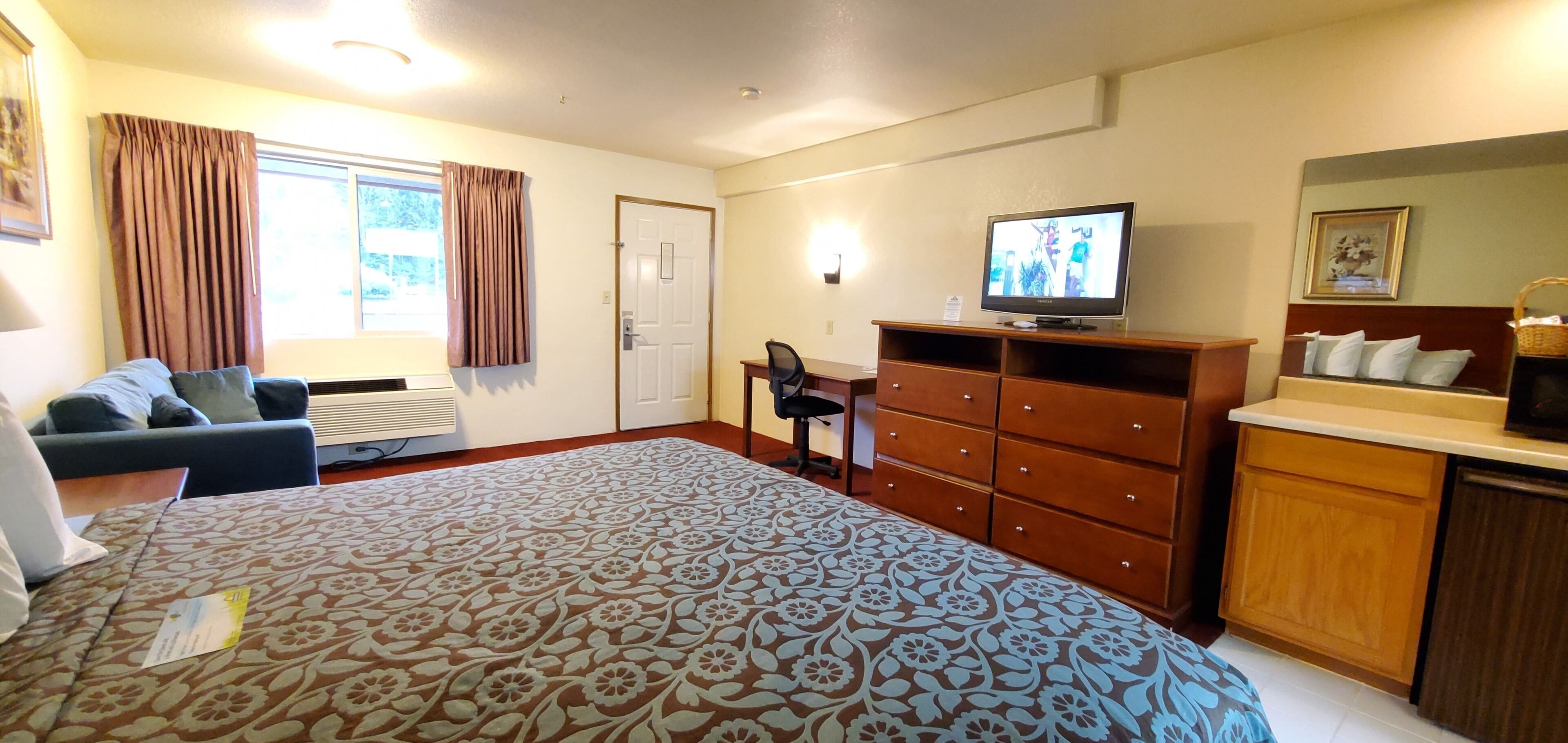 Olympic Inn & Suites