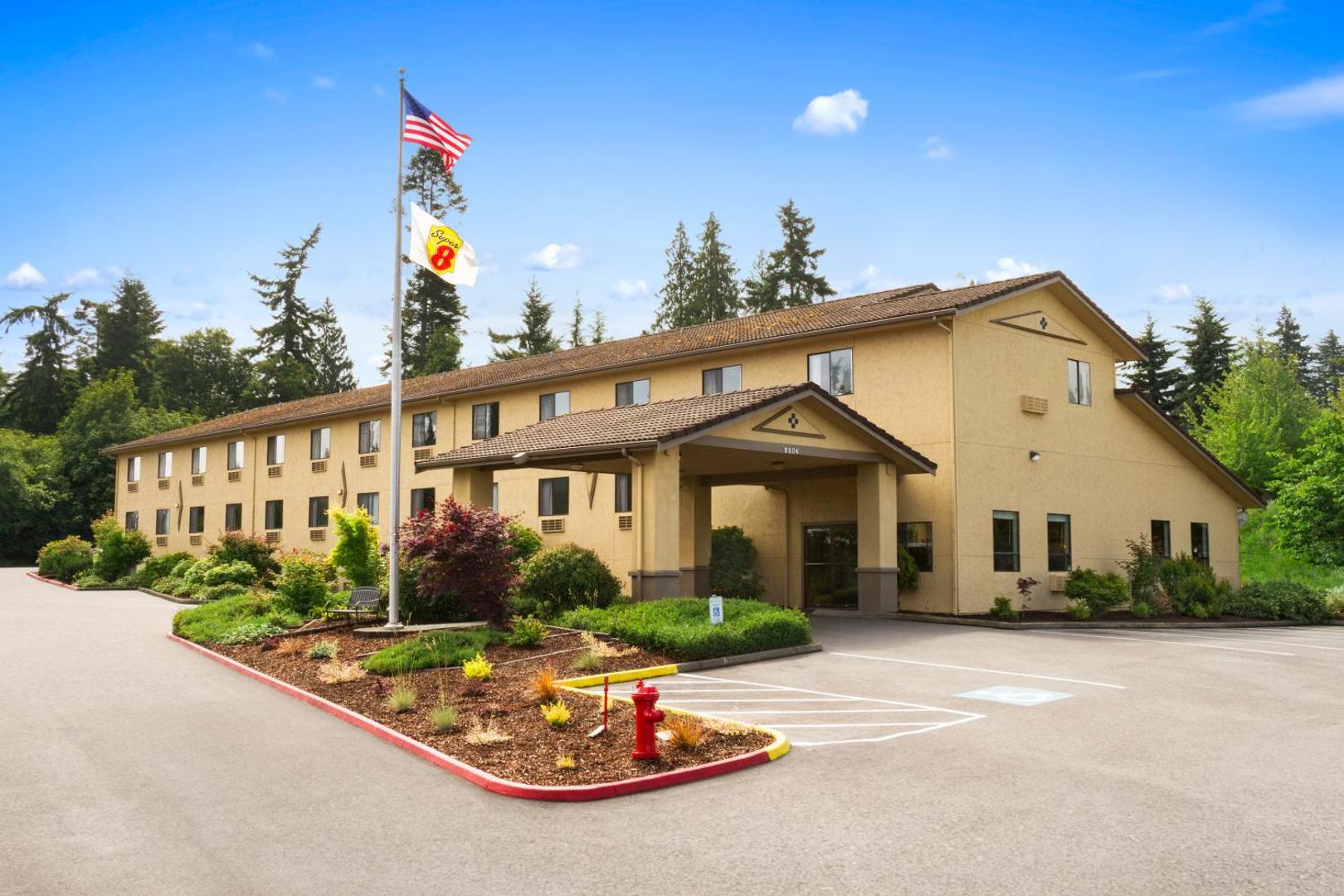 Super 8 by Wyndham Port Angeles at Olympic National Park Super 8 by Wyndham Port Angeles at Olympic National Park