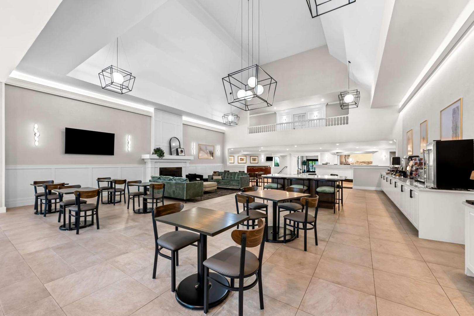 Best Western Plus Puyallup Hotel