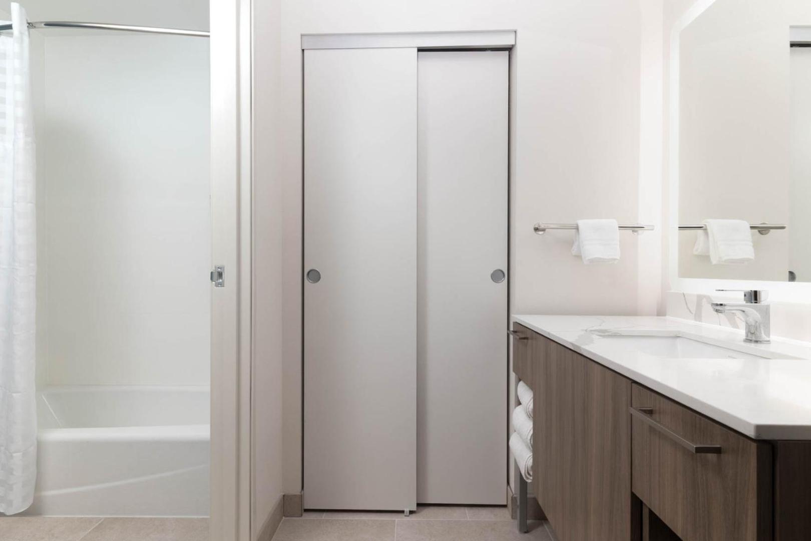 Homewood Suites by Hilton Puyallup Tacoma Homewood Suites by Hilton Puyallup Tacoma