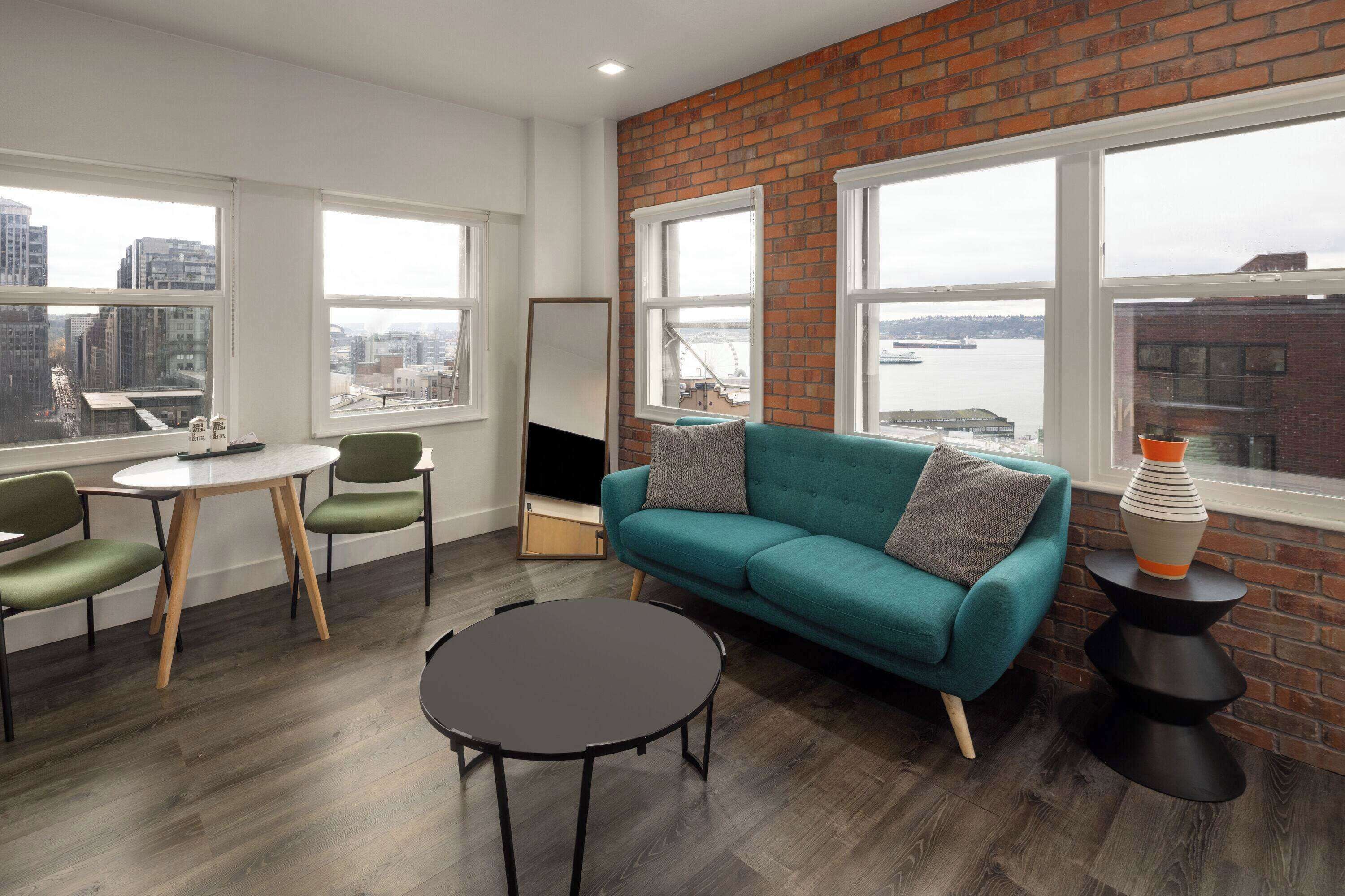 Reside Seattle Downtown, a Wyndham Residence