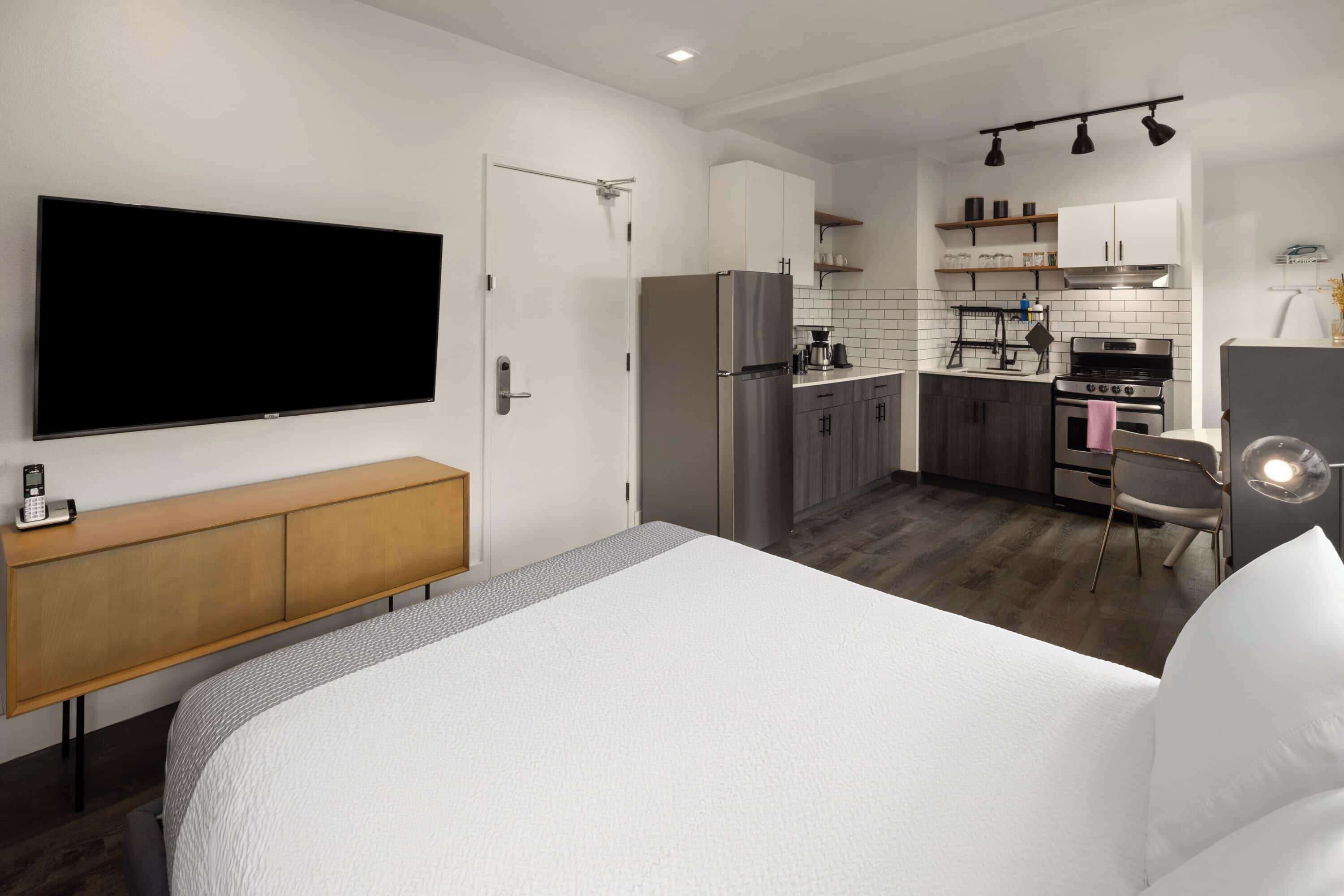 Reside Seattle Downtown, a Wyndham Residence