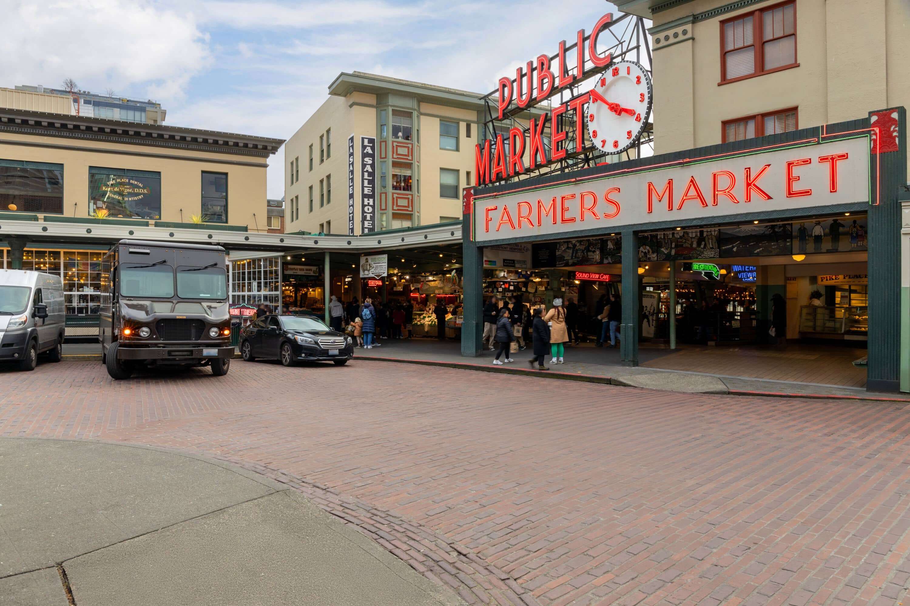 Reside Seattle Downtown, a Wyndham Residence