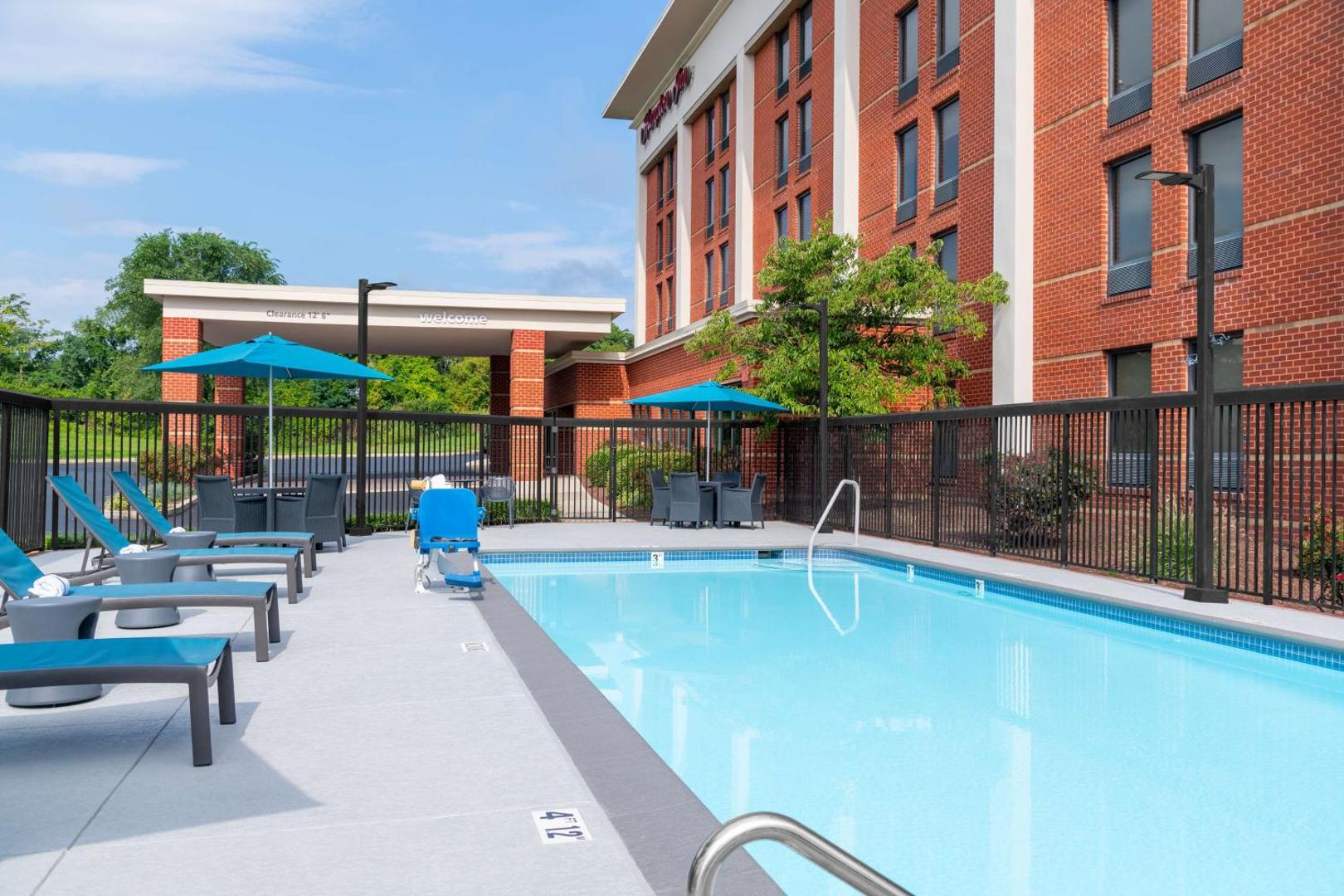 Hampton Inn Martinsburg Hampton Inn Martinsburg