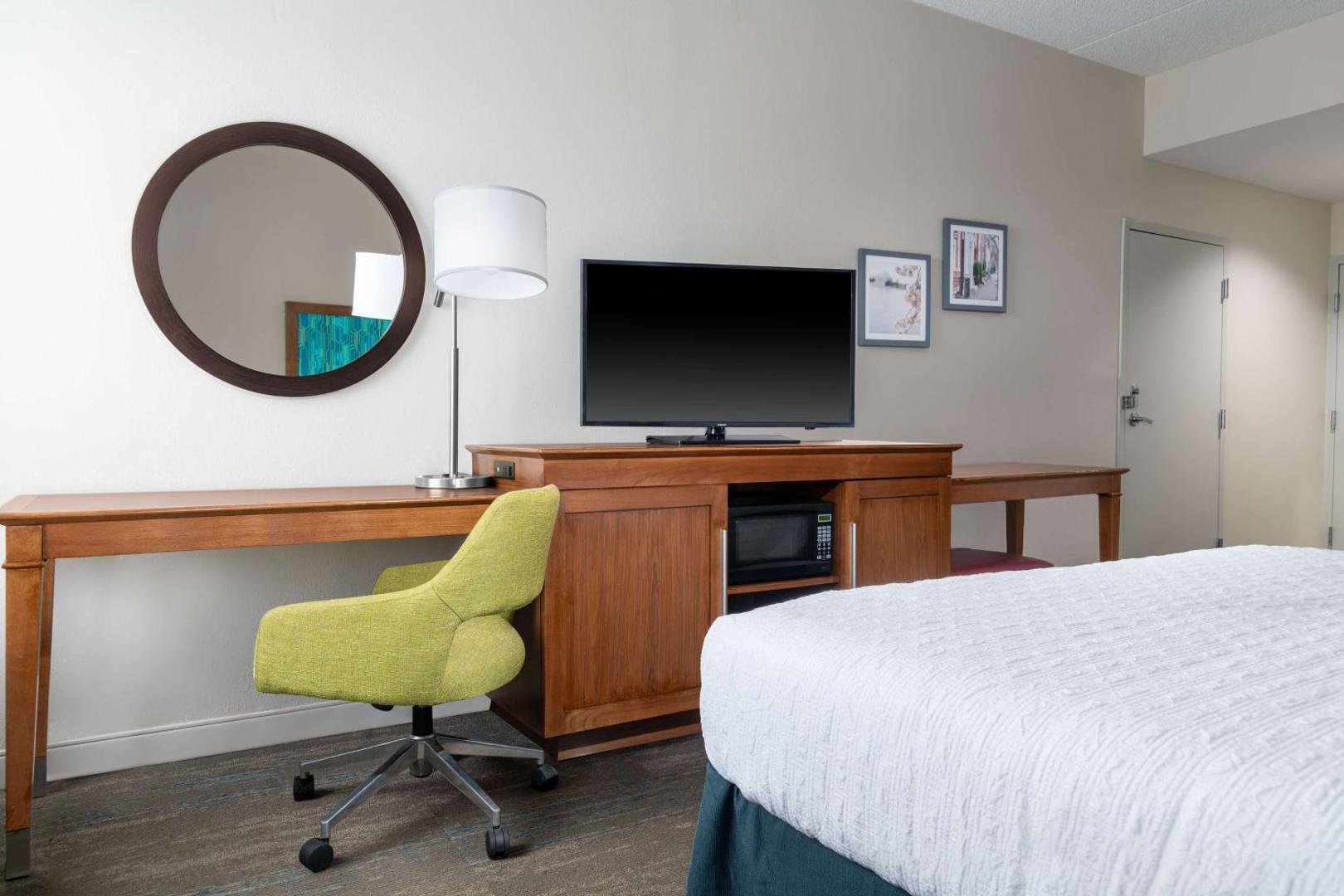 Hampton Inn Martinsburg Hampton Inn Martinsburg