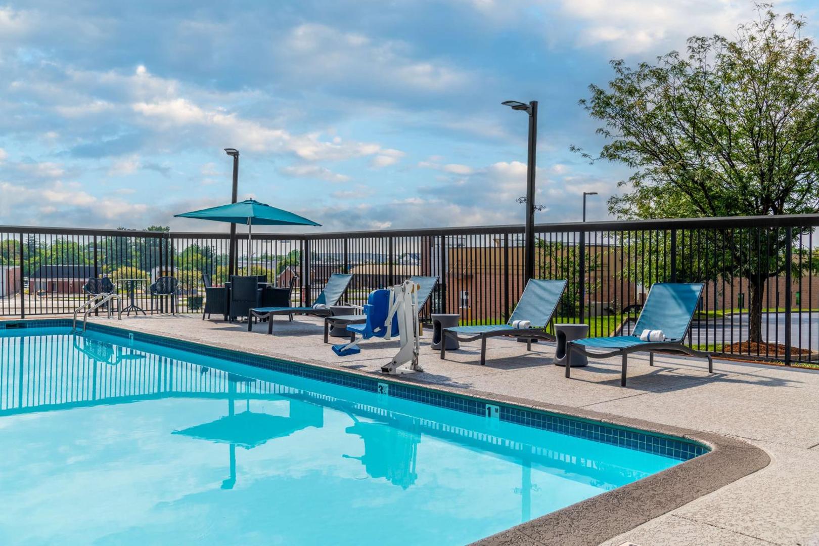 Hampton Inn Martinsburg Hampton Inn Martinsburg