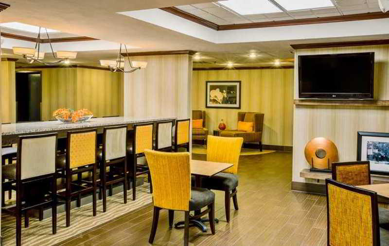 Hampton Inn Parkersburg-Mineral Wells Hampton Inn Parkersburg-Mineral Wells