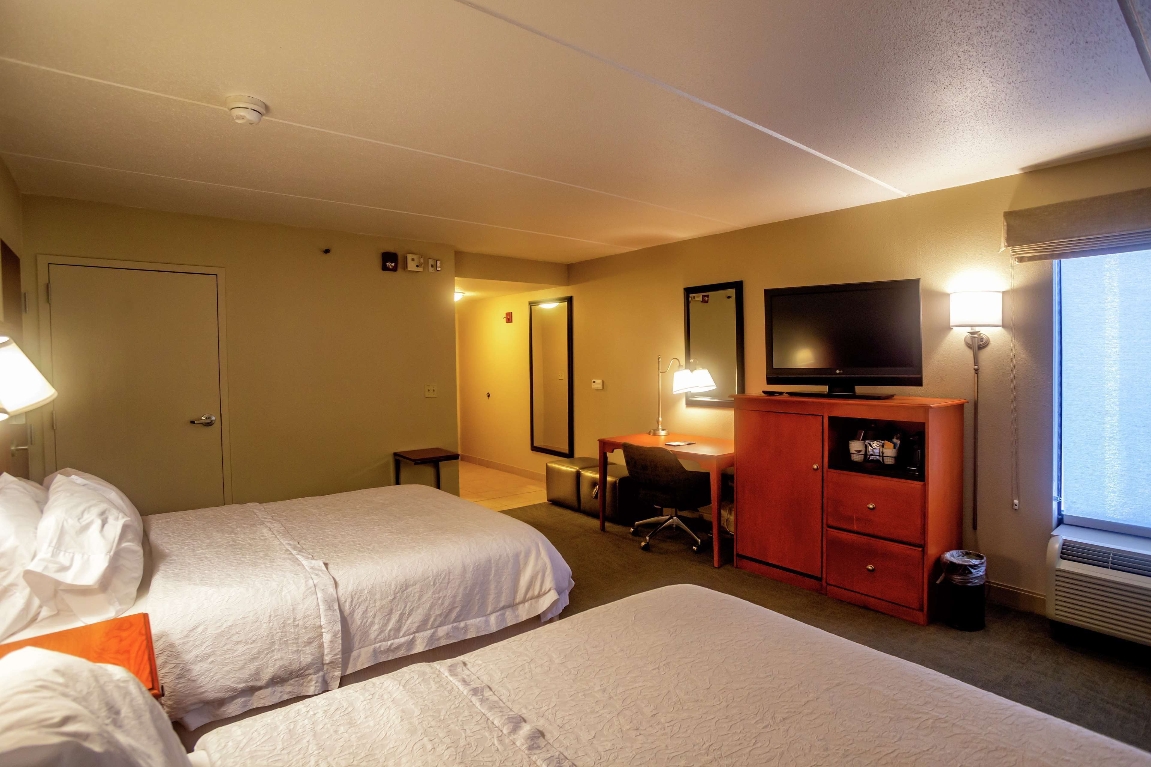 Hampton Inn Wheeling Hampton Inn Wheeling