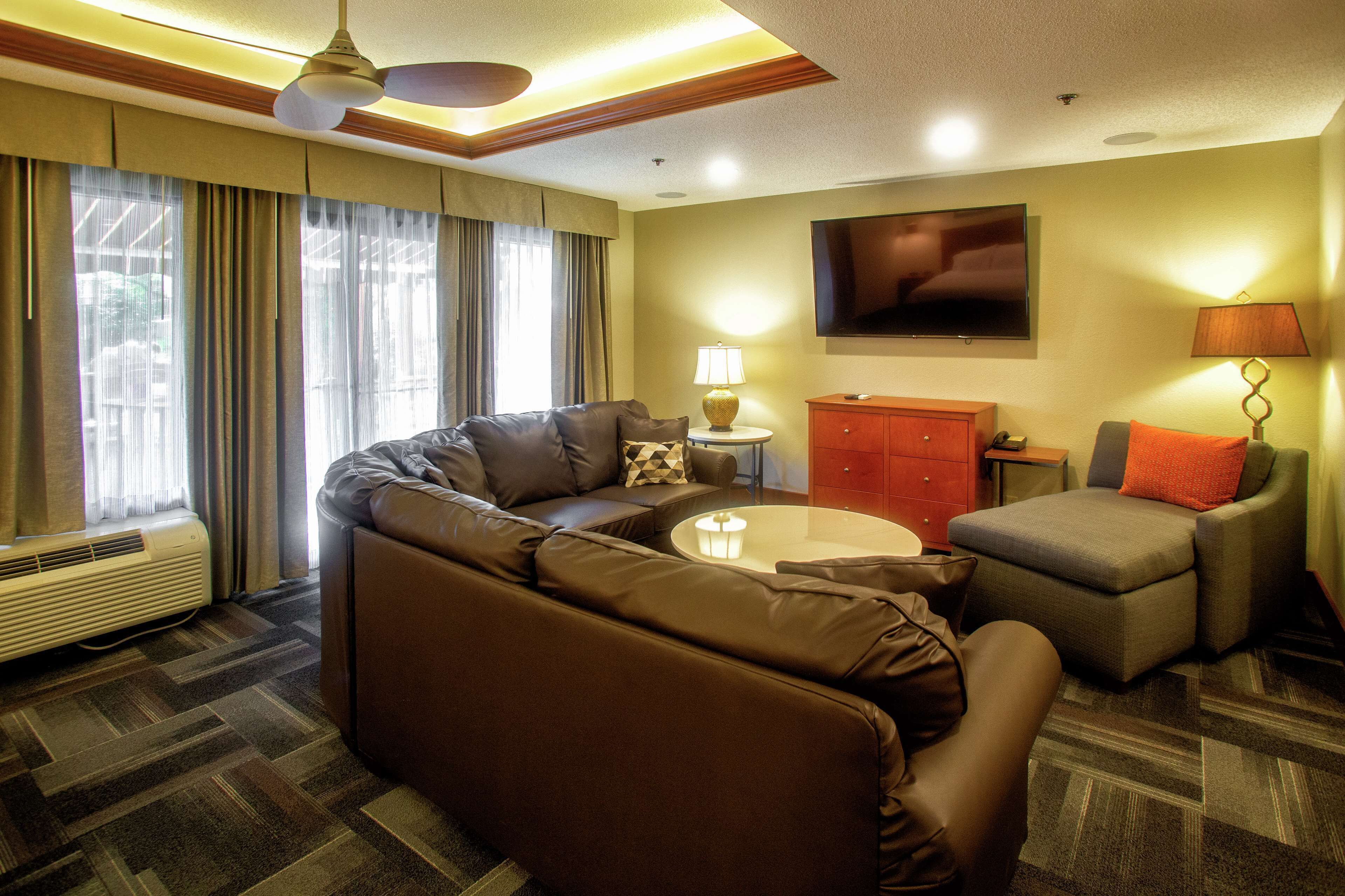 Hampton Inn Wheeling Hampton Inn Wheeling