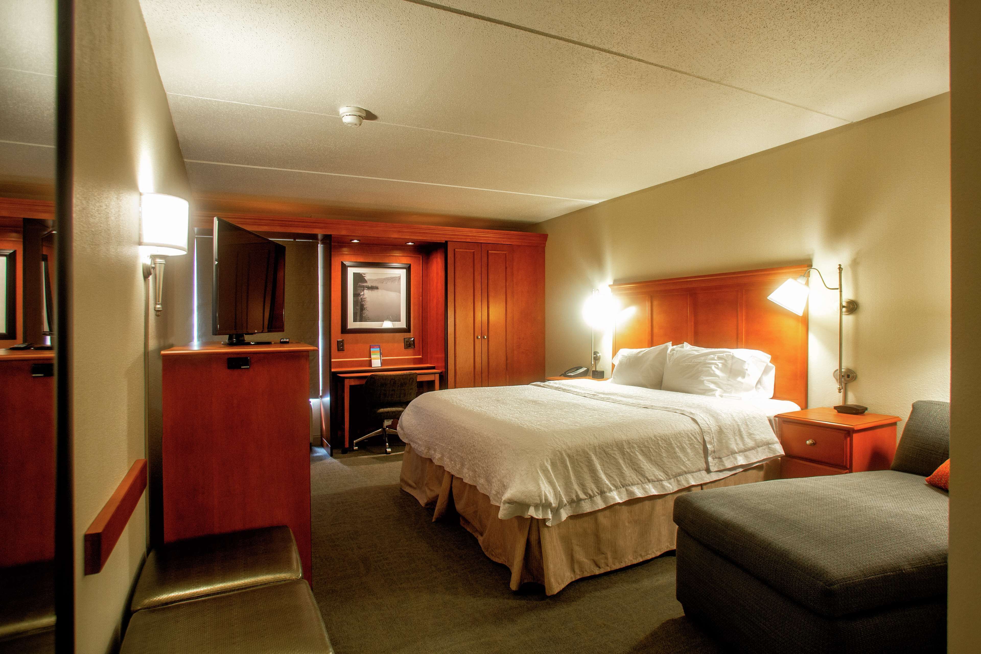 Hampton Inn Wheeling Hampton Inn Wheeling