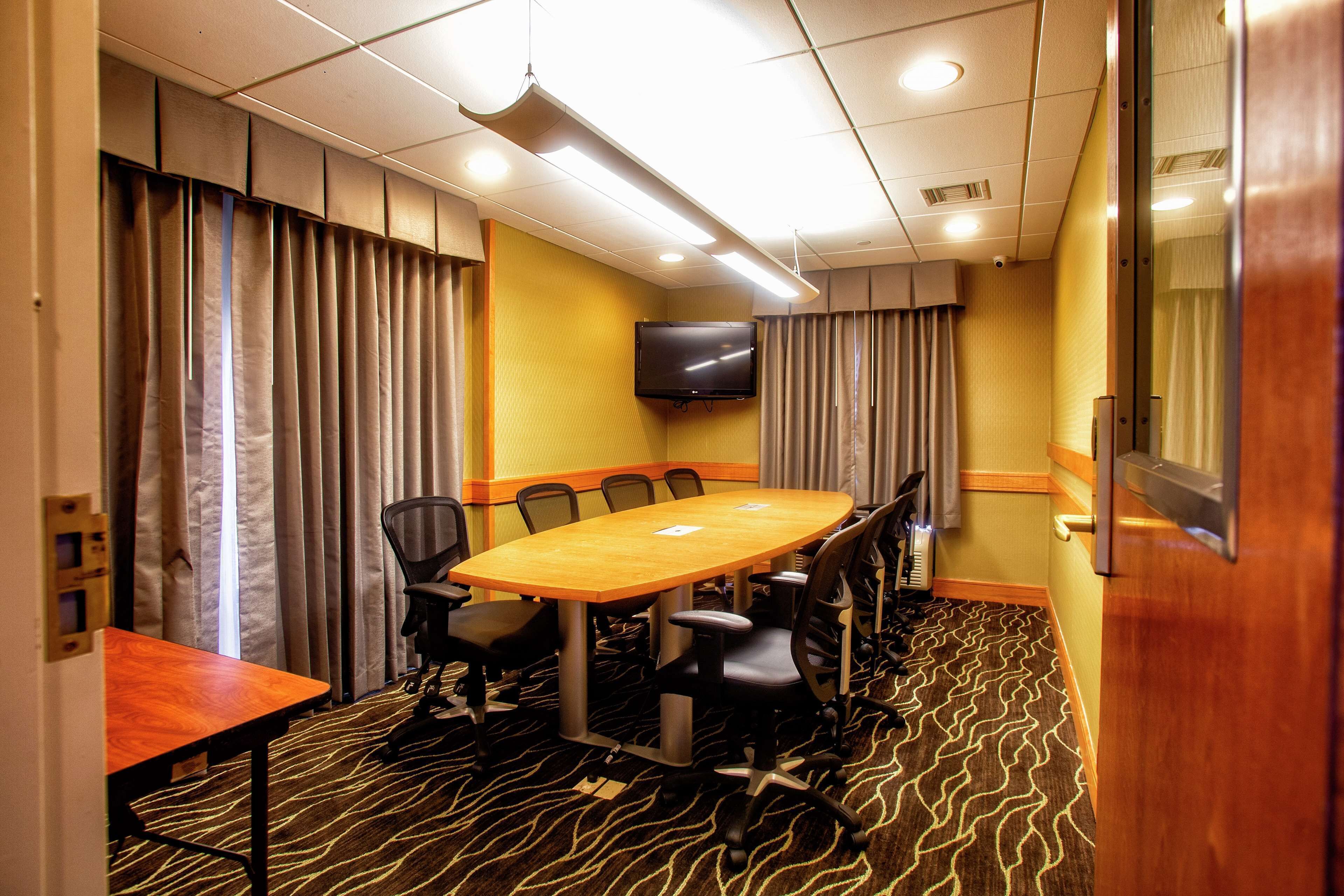 Hampton Inn Wheeling Hampton Inn Wheeling