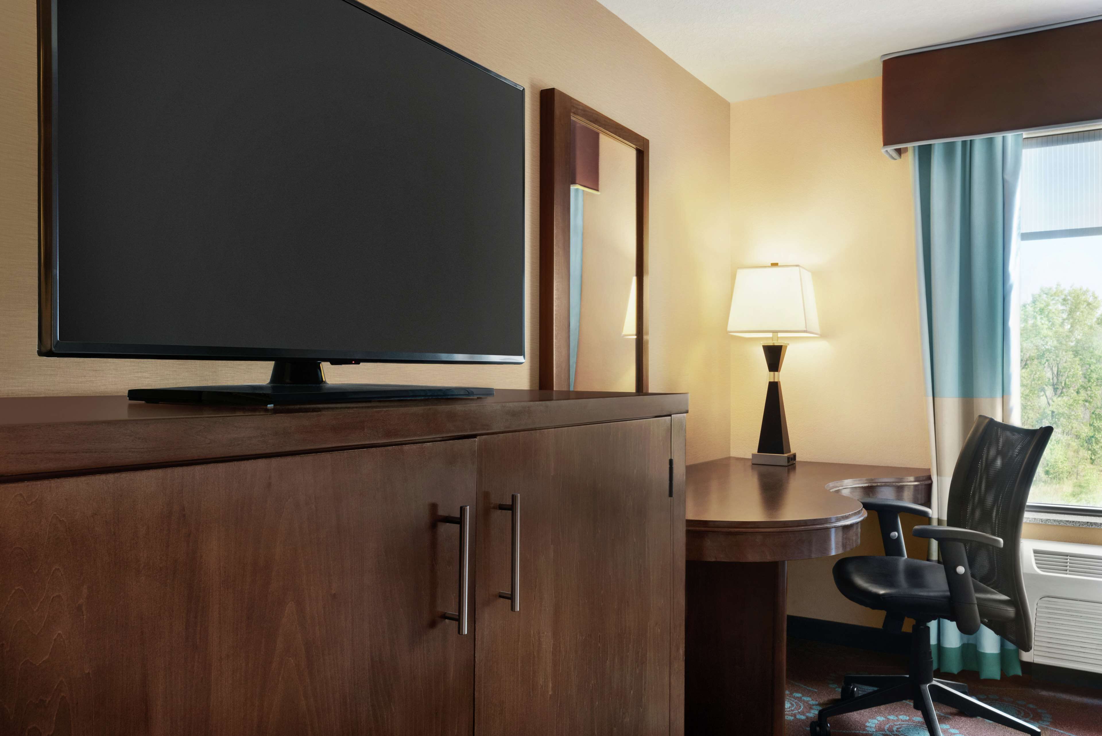 Hampton Inn & Suites Grafton Hampton Inn & Suites Grafton