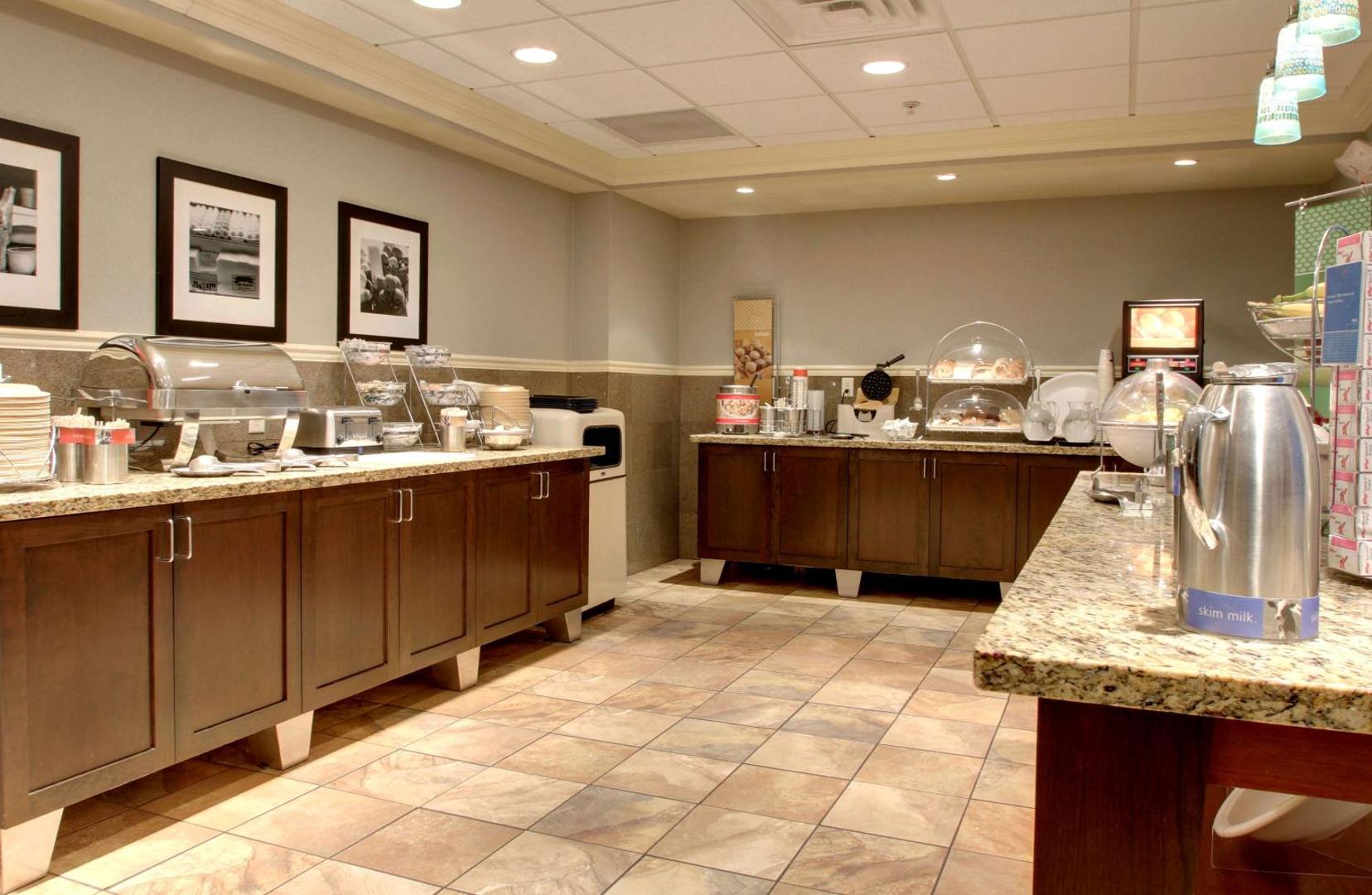 Hampton Inn & Suites Grafton Hampton Inn & Suites Grafton