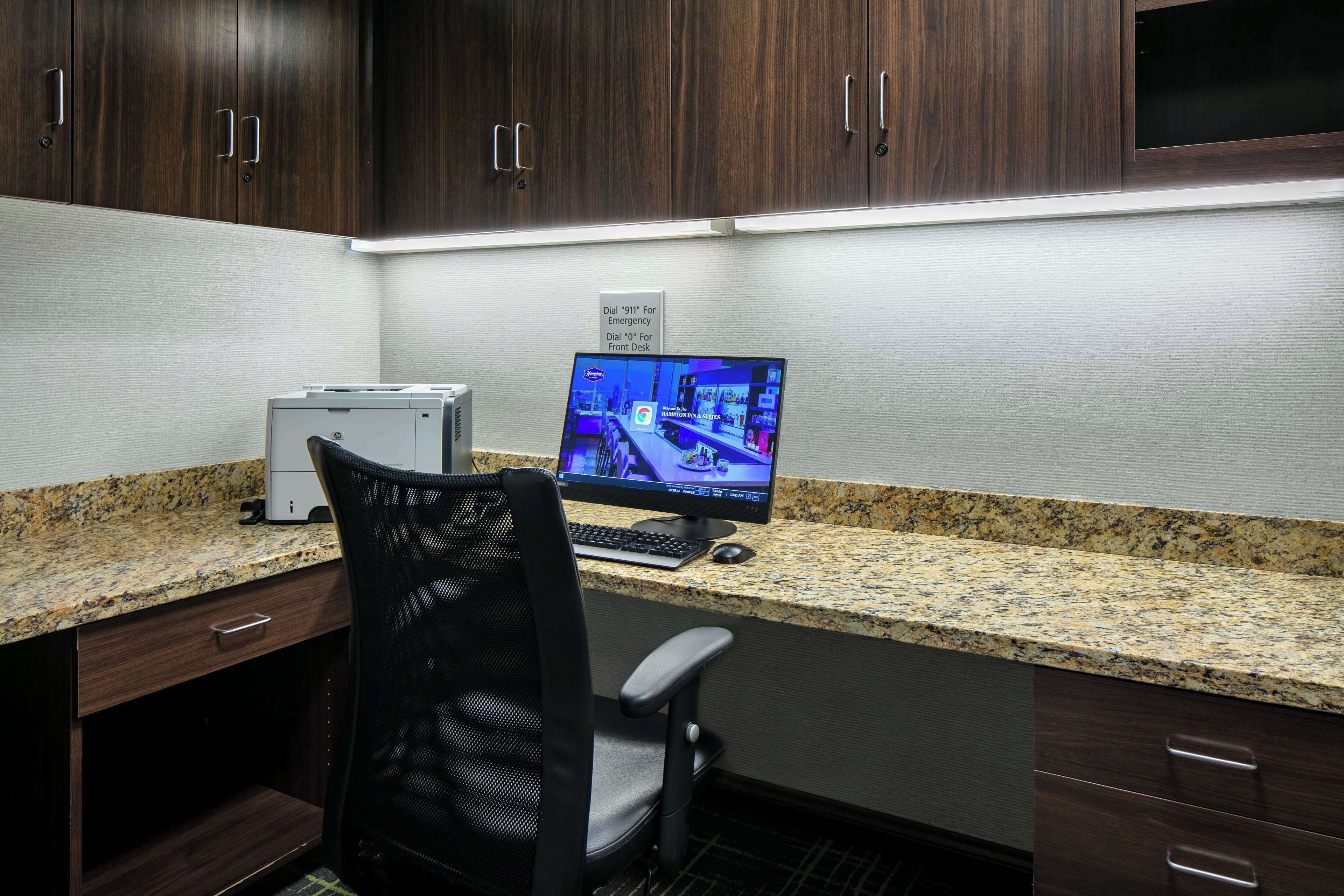 Hampton Inn & Suites Grafton Hampton Inn & Suites Grafton