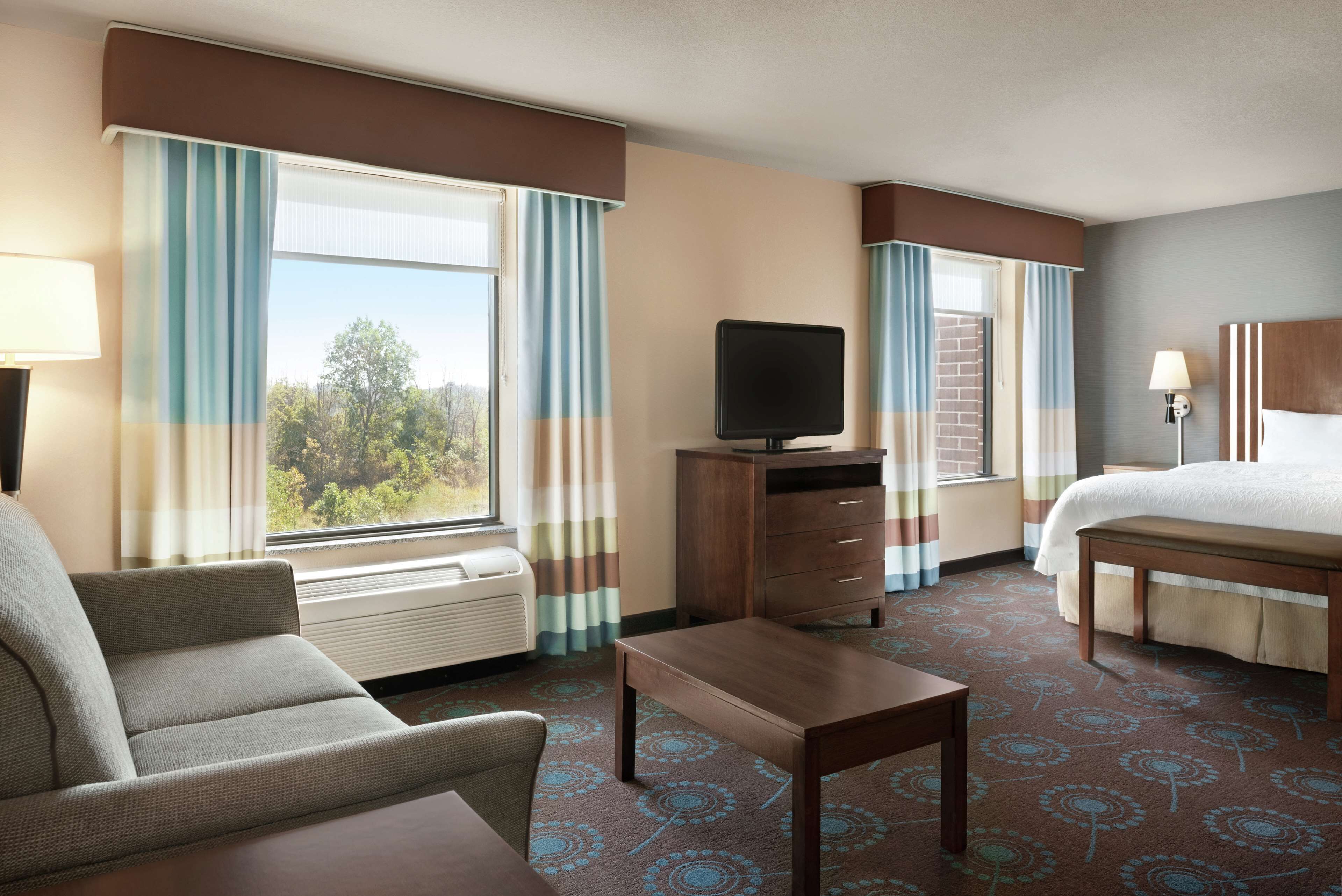 Hampton Inn & Suites Grafton Hampton Inn & Suites Grafton