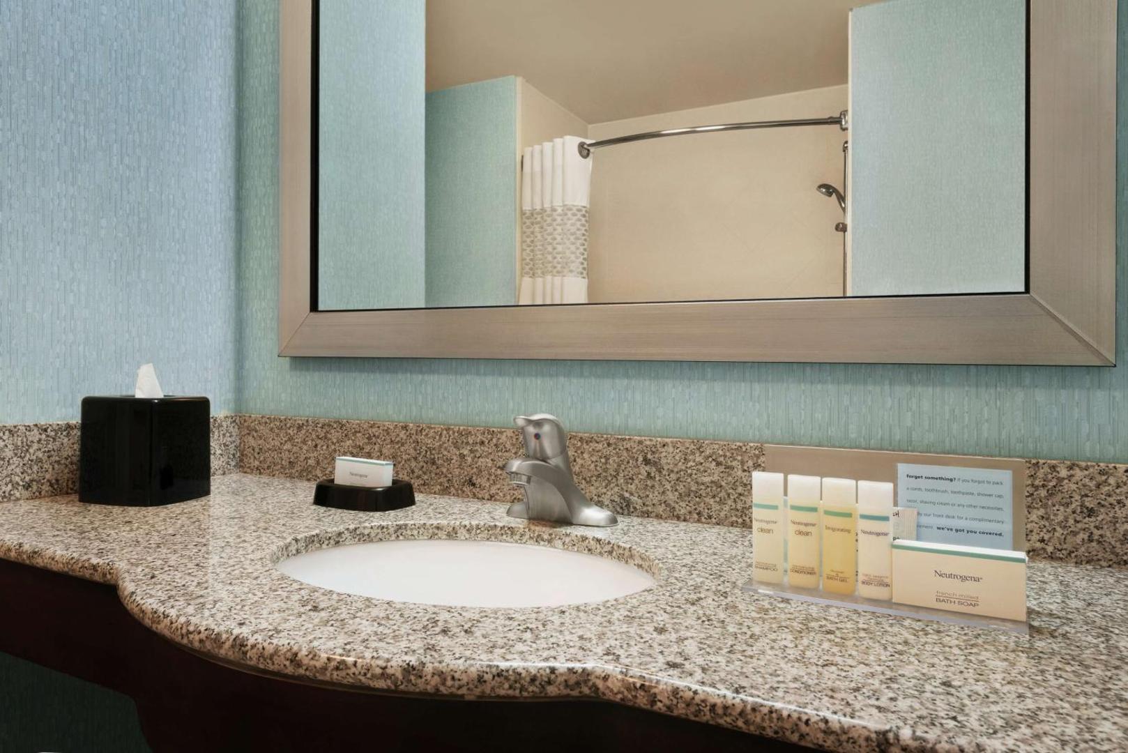 Hampton Inn & Suites Grafton Hampton Inn & Suites Grafton