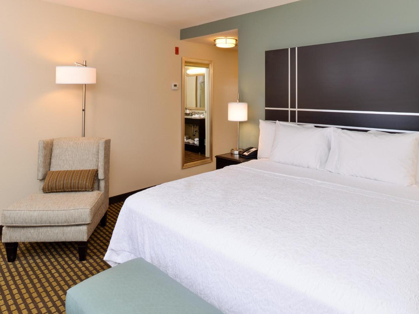 Hampton Inn & Suites Douglas Hampton Inn & Suites Douglas