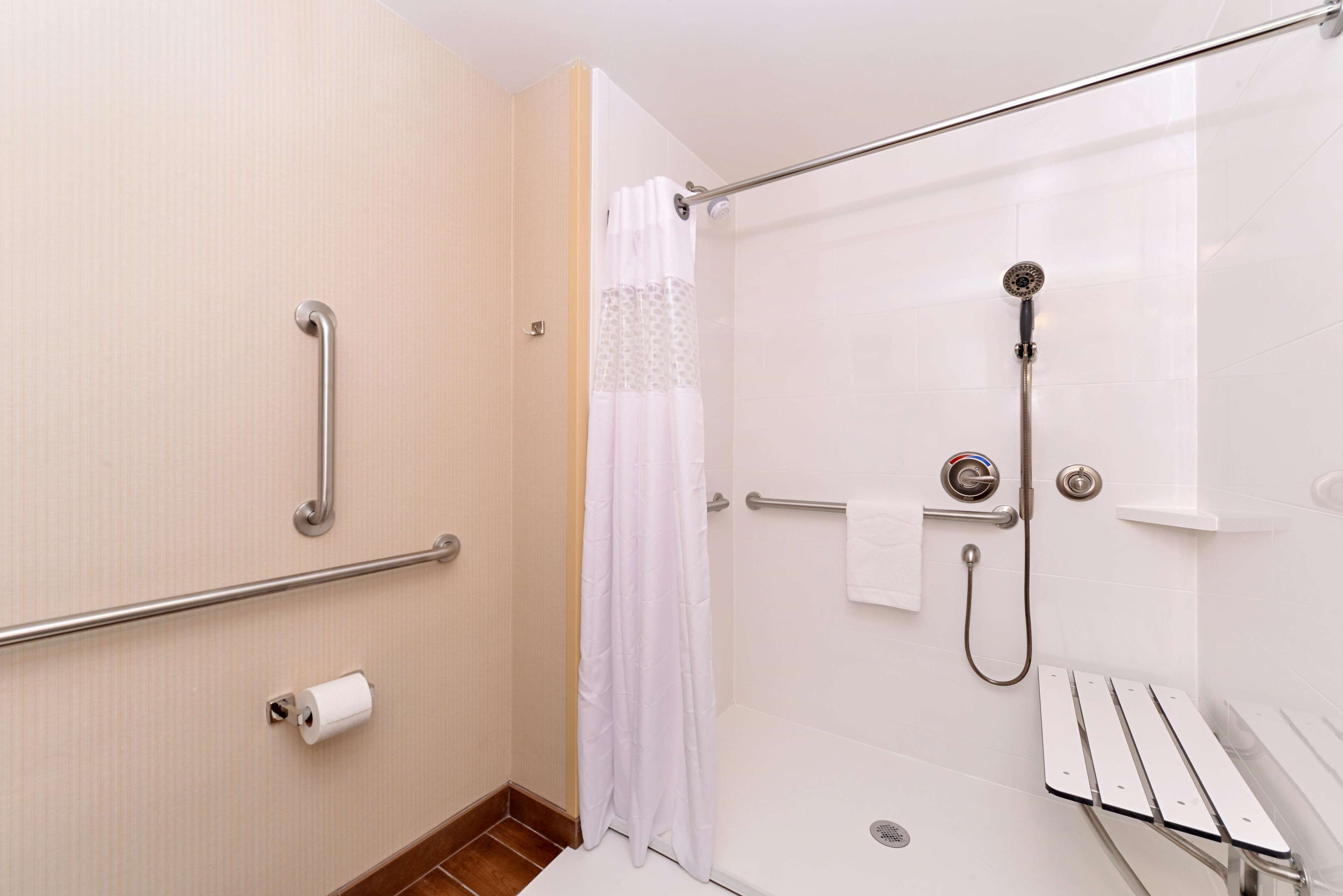 Hampton Inn & Suites Douglas Hampton Inn & Suites Douglas