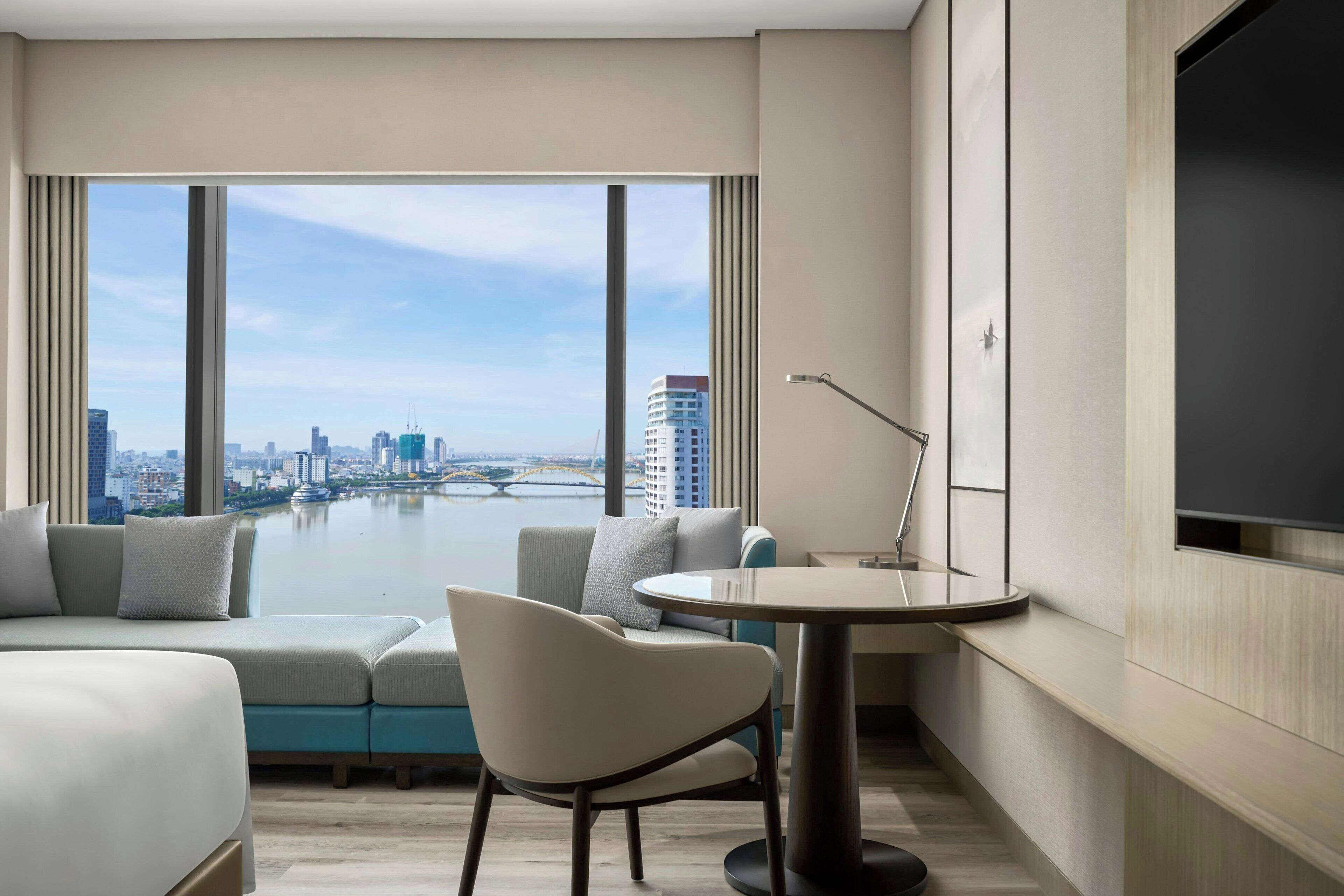 Courtyard by Marriott Danang Han River