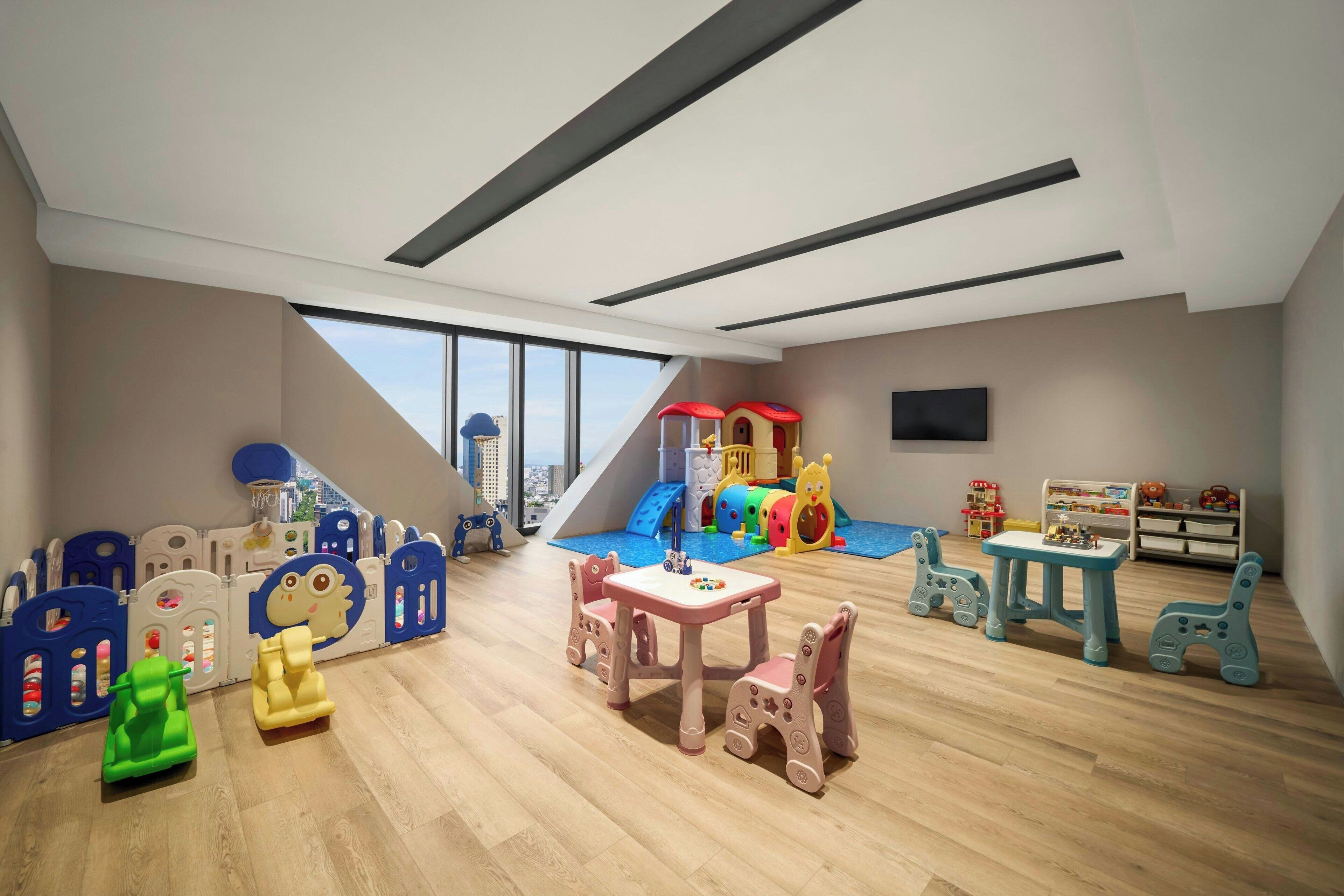 Courtyard by Marriott Danang Han River