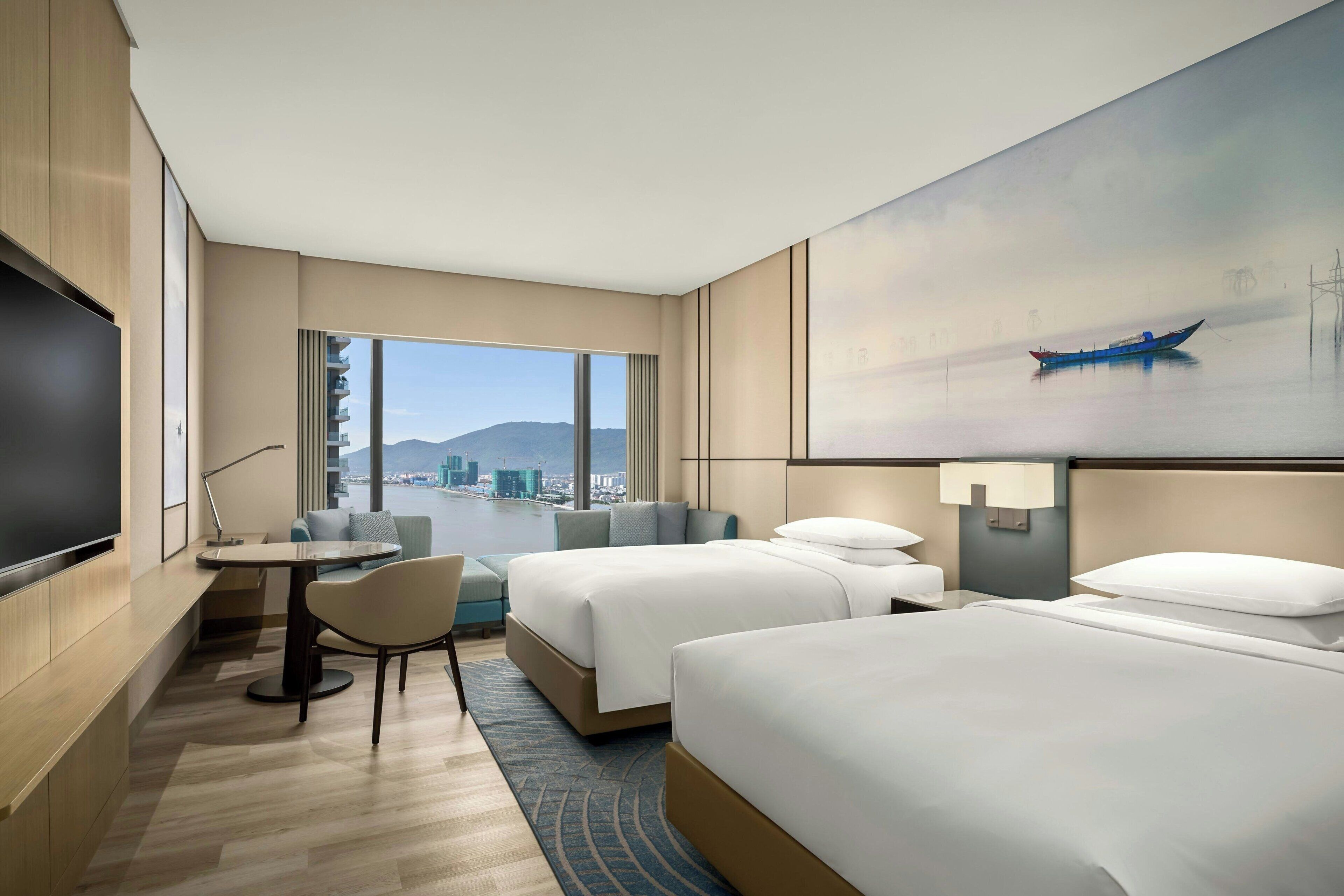 Courtyard by Marriott Danang Han River