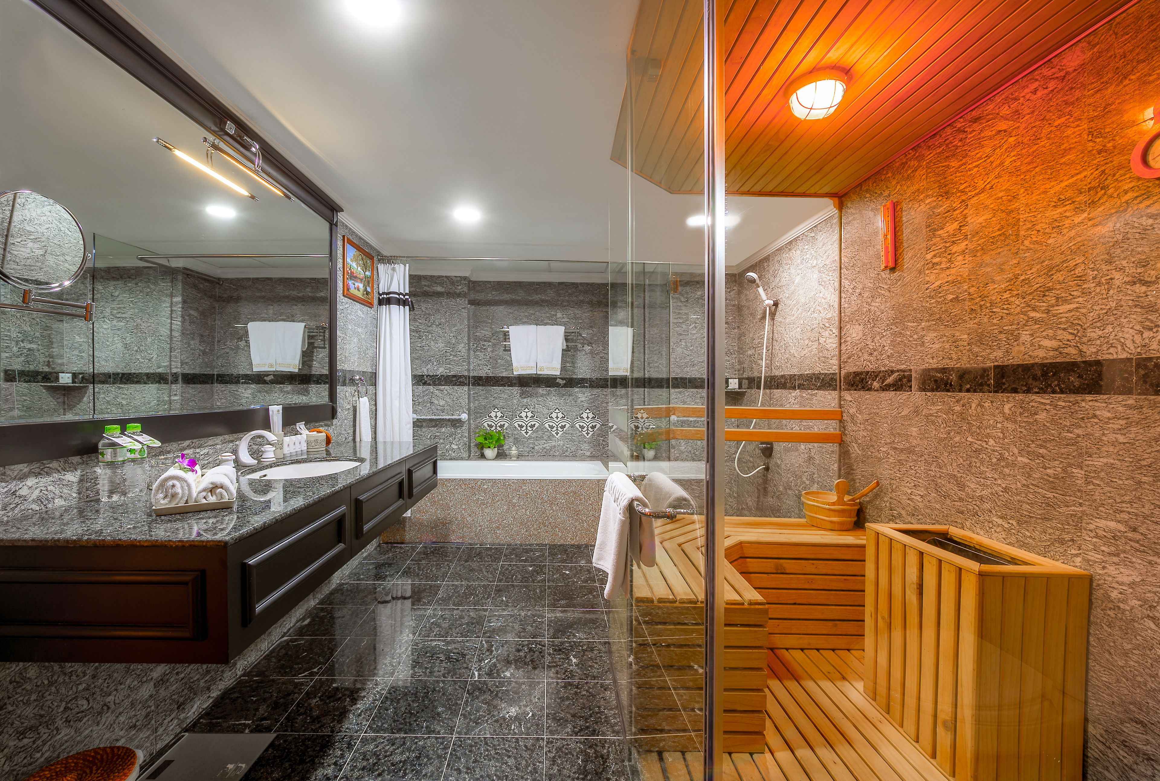 Muong Thanh Luxury Song Han Hotel Muong Thanh Luxury Song Han Hotel