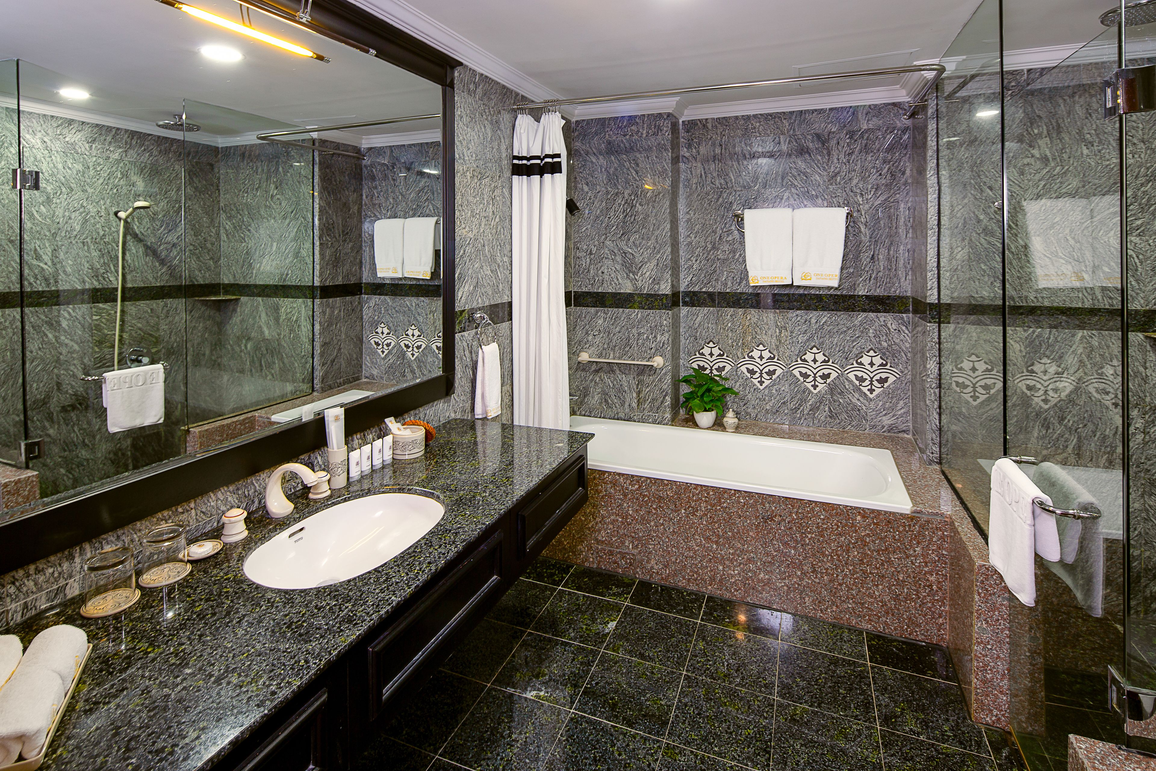 Muong Thanh Luxury Song Han Hotel Muong Thanh Luxury Song Han Hotel