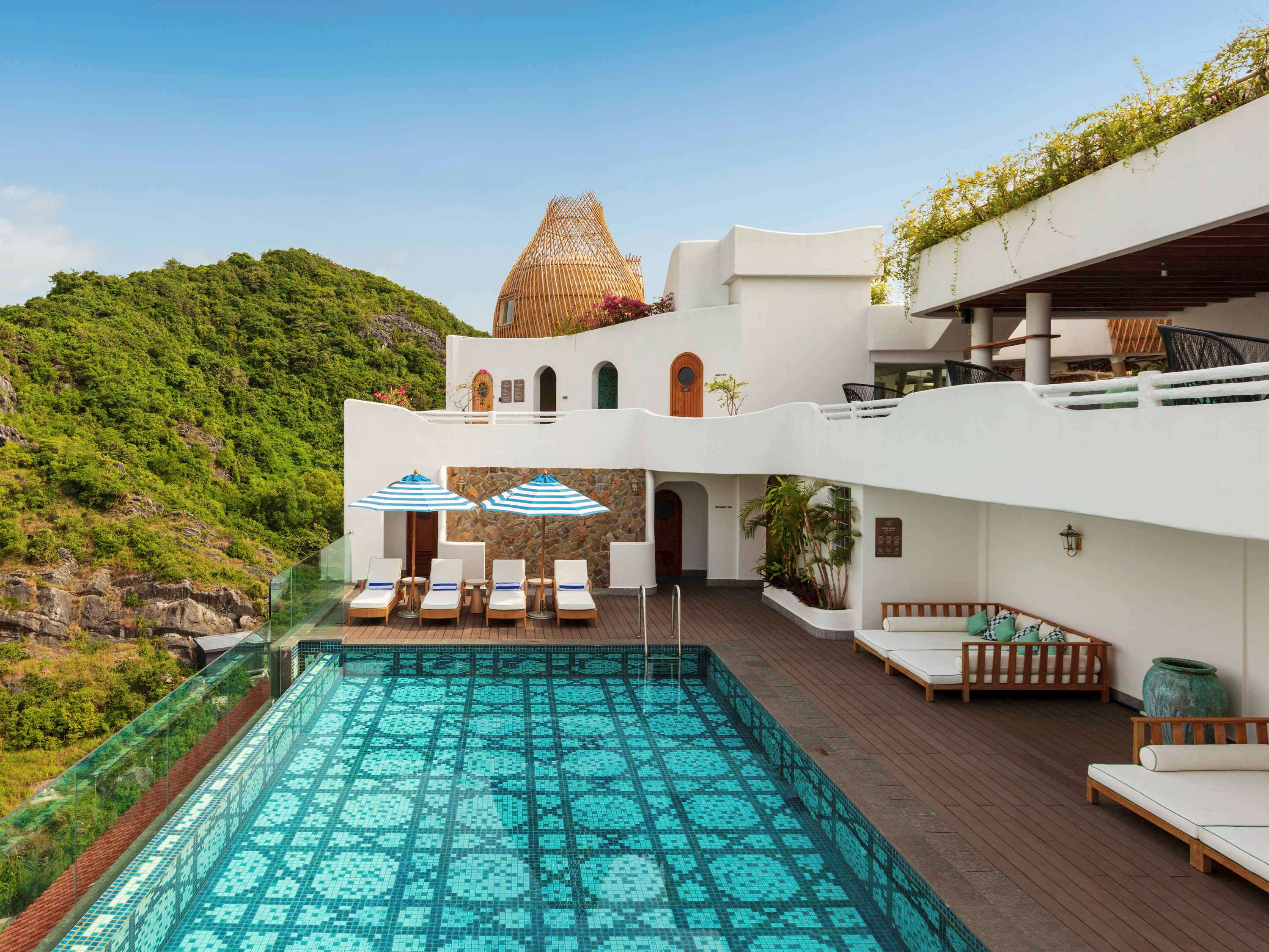 Hotel Perle d'Orient Cat Ba - Mgallery Hotel Perle d'Orient Cat Ba - Mgallery