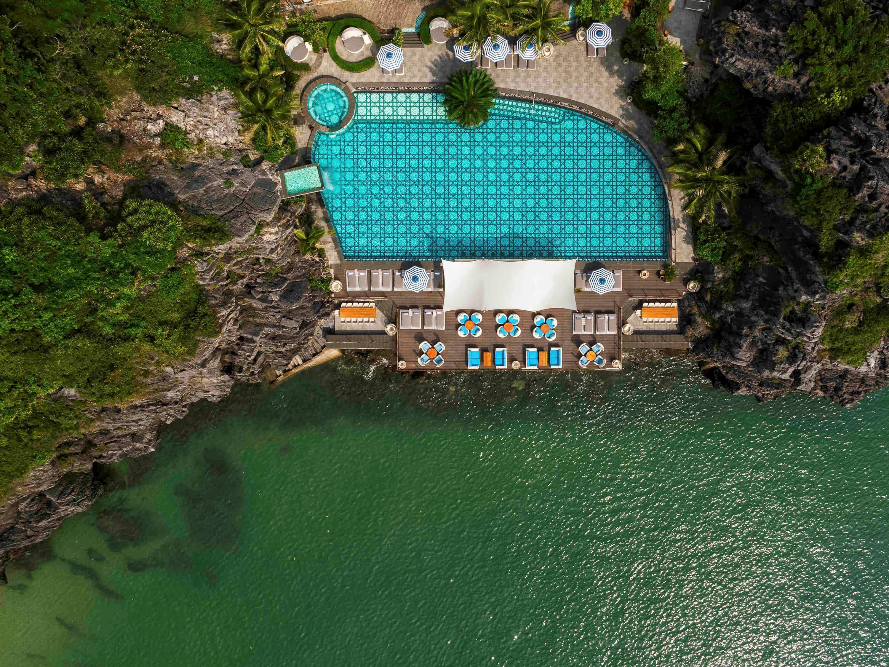 Hotel Perle d'Orient Cat Ba - Mgallery Hotel Perle d'Orient Cat Ba - Mgallery